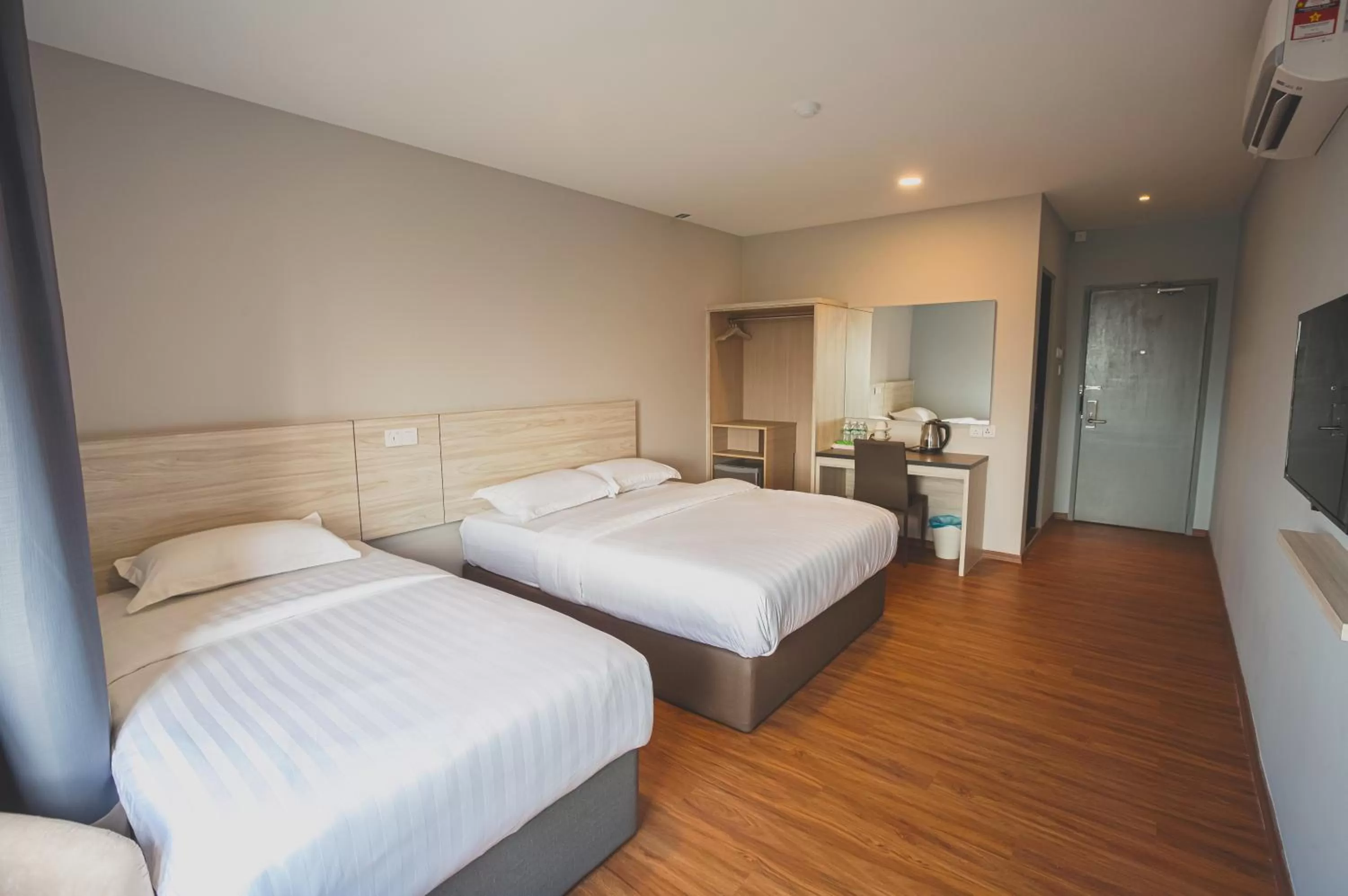 Bedroom, Bed in V3 Hotel & Residence Seri Alam