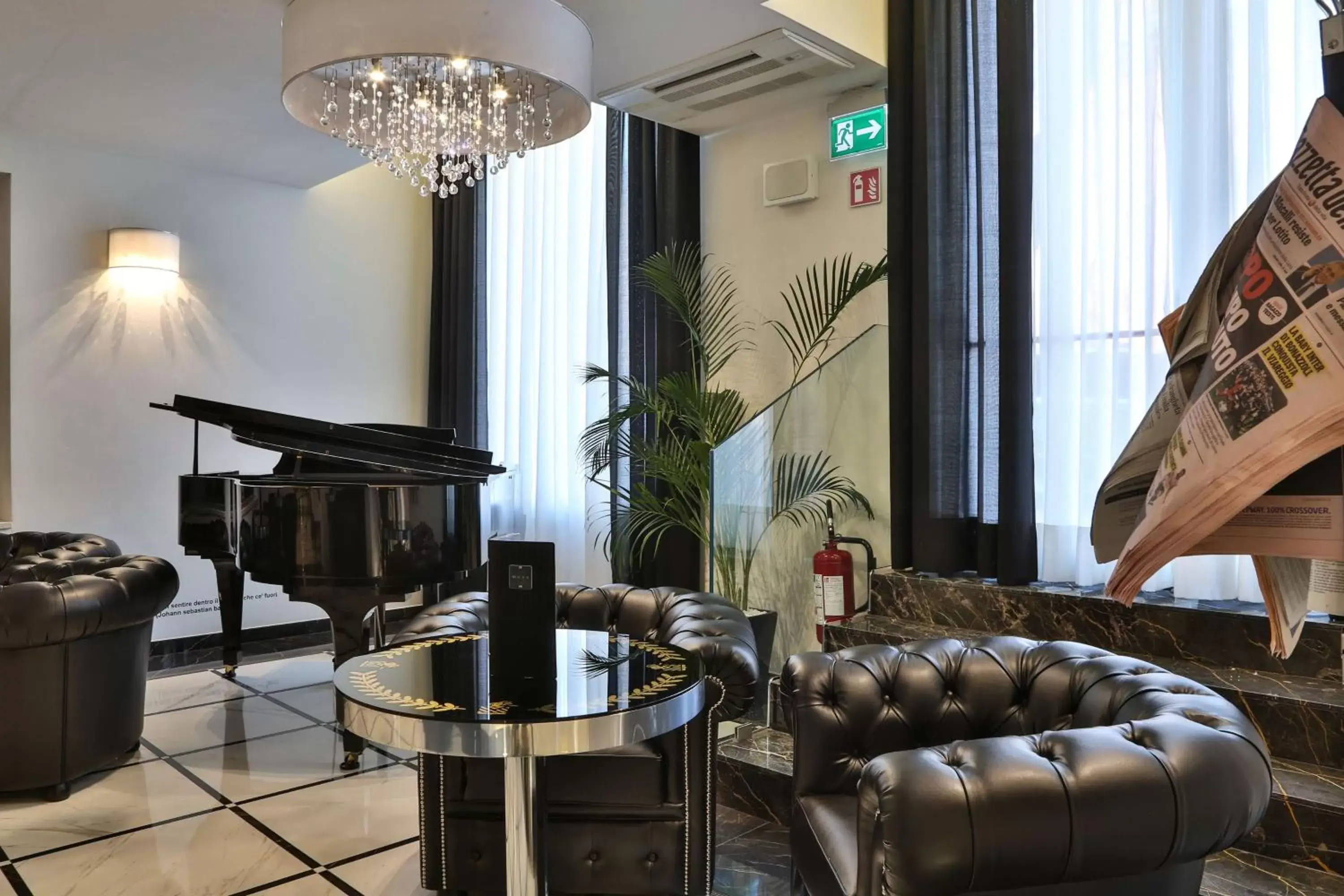 Lobby or reception, Seating Area in Best Western Premier Milano Palace Hotel