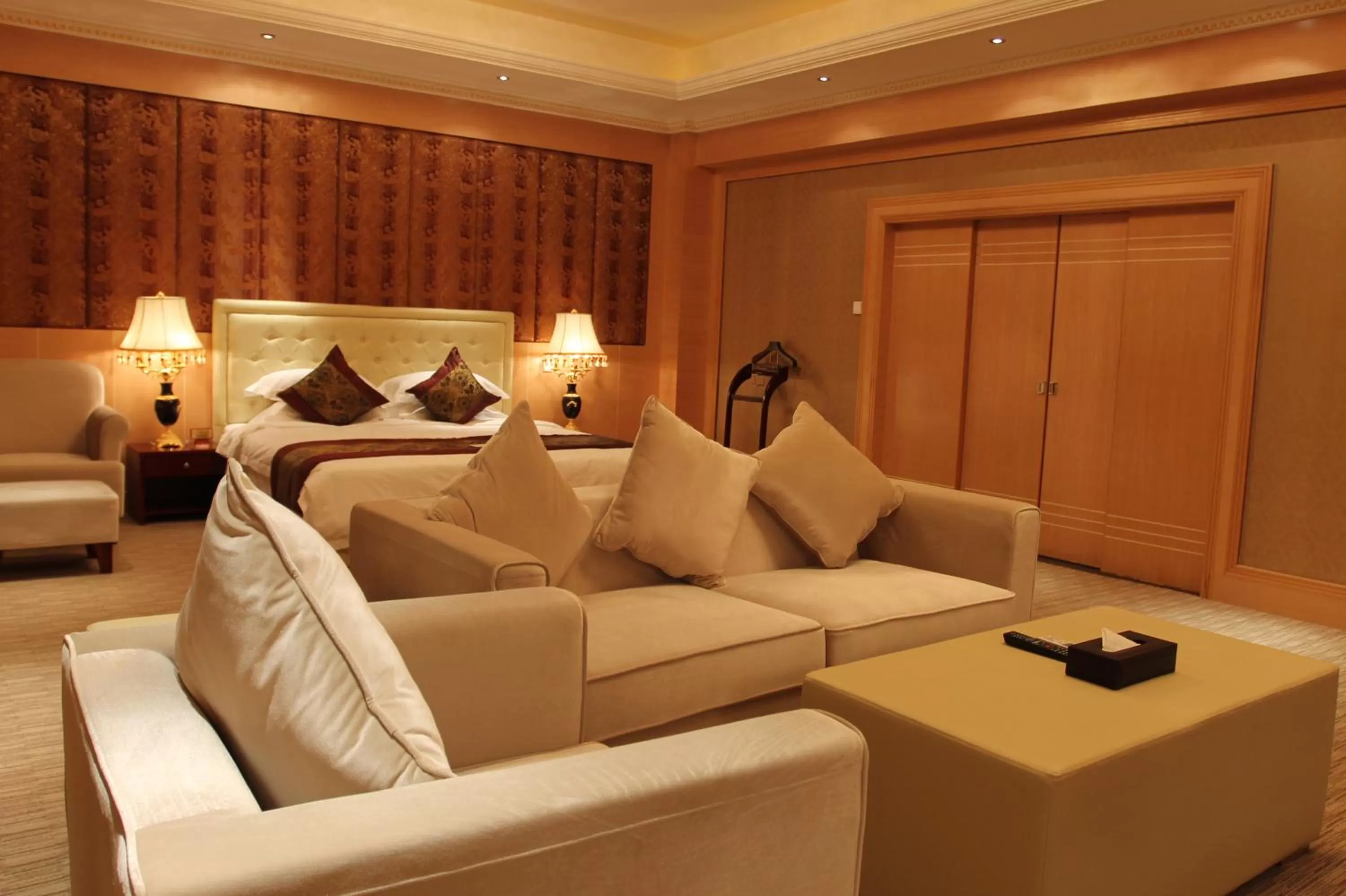 Seating area in Sogecoa Golden Peacock