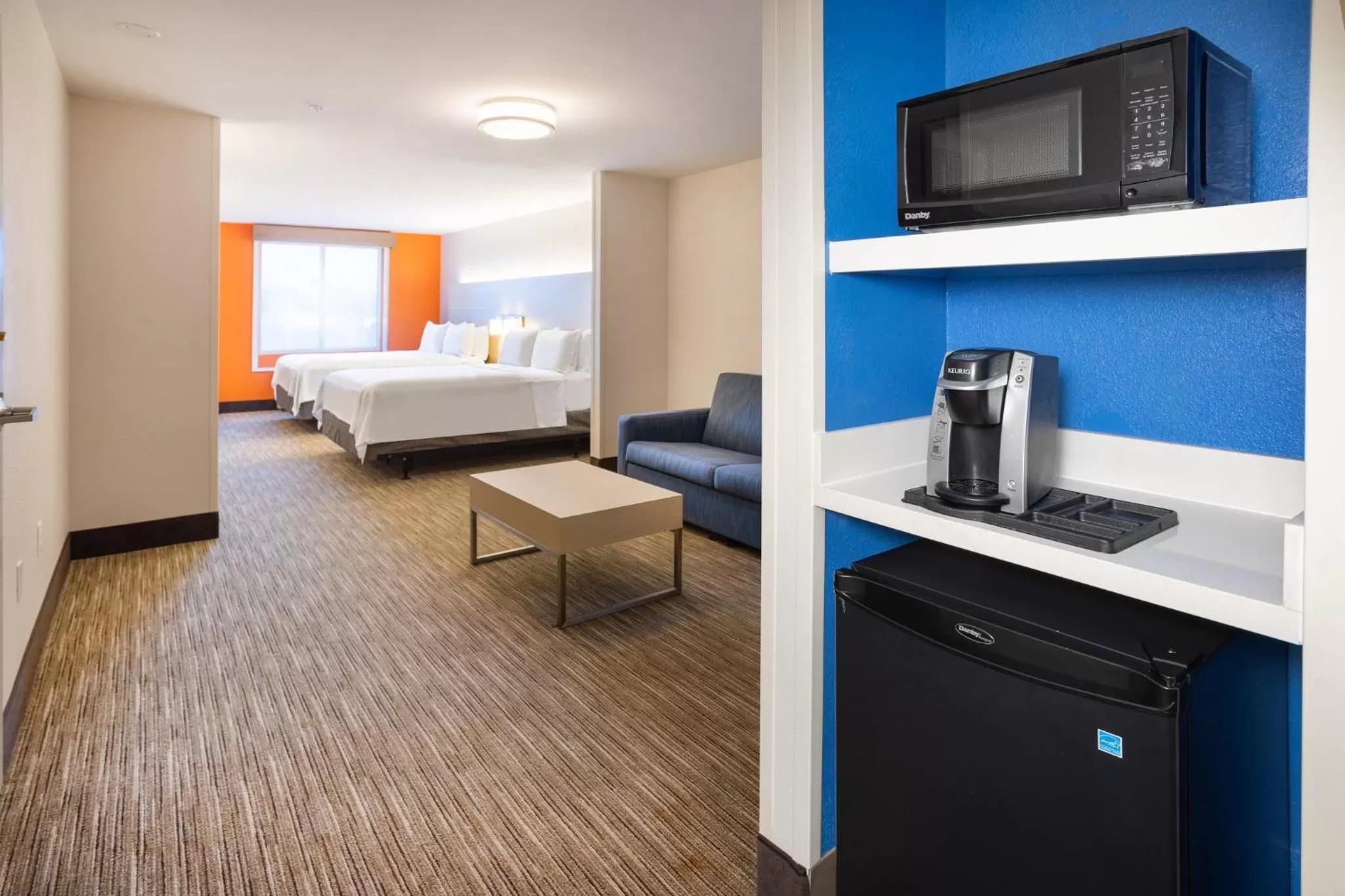 Photo of the whole room, Bed in Holiday Inn Express Hotel & Suites Salisbury - Delmar by IHG