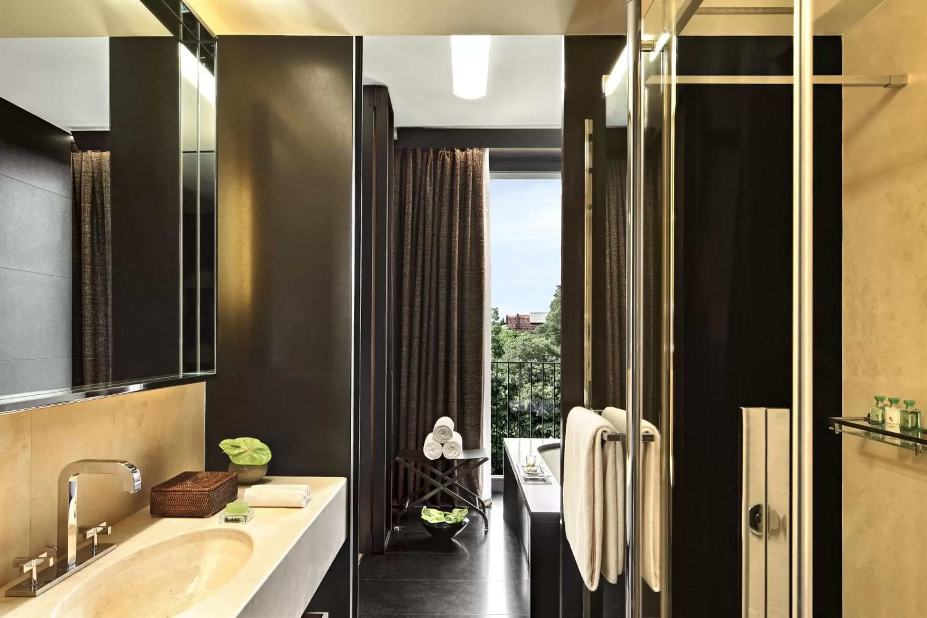 Bathroom in Bulgari Hotel Milano