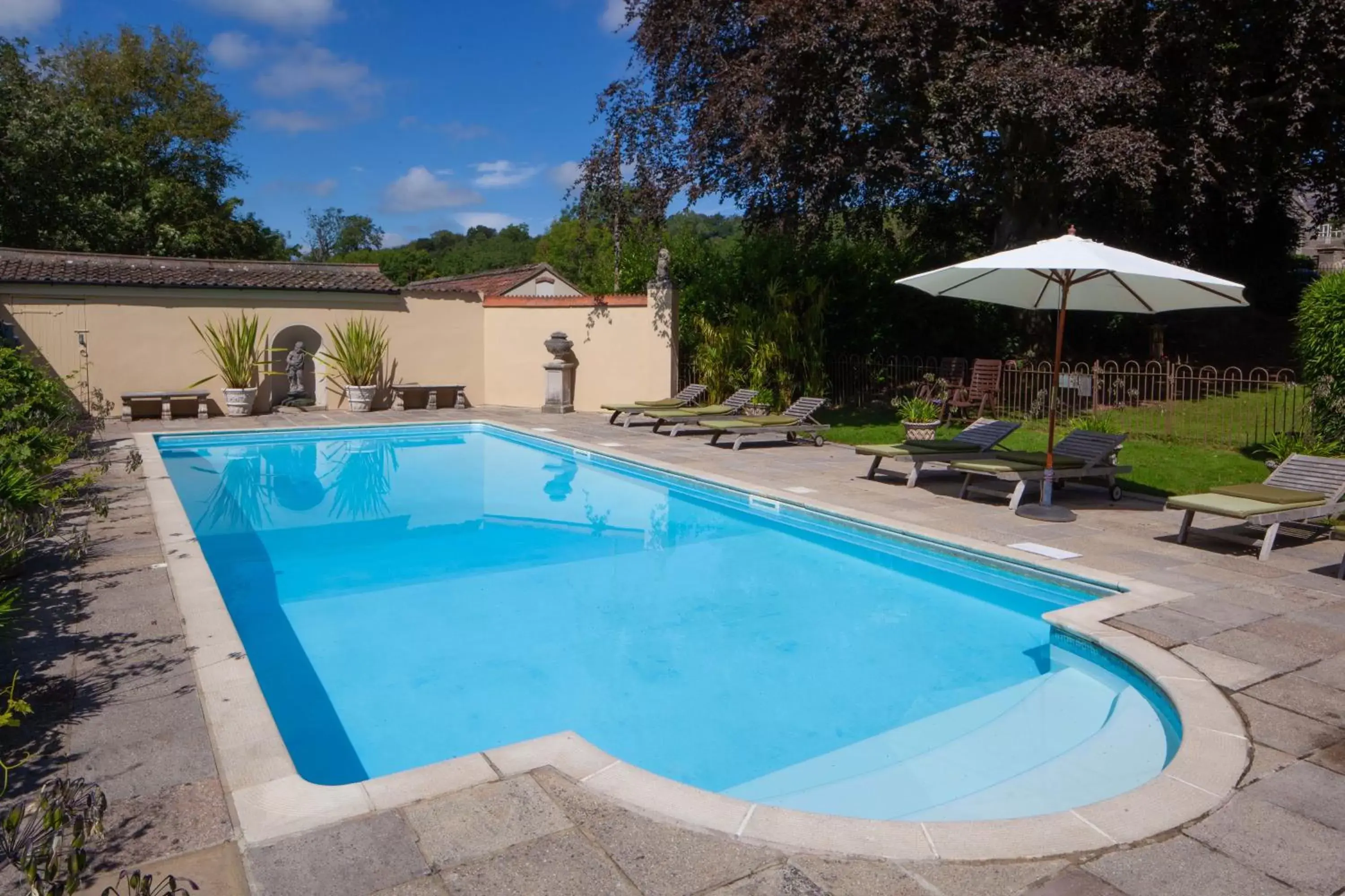 Pool view, Swimming Pool in Beryl Country House