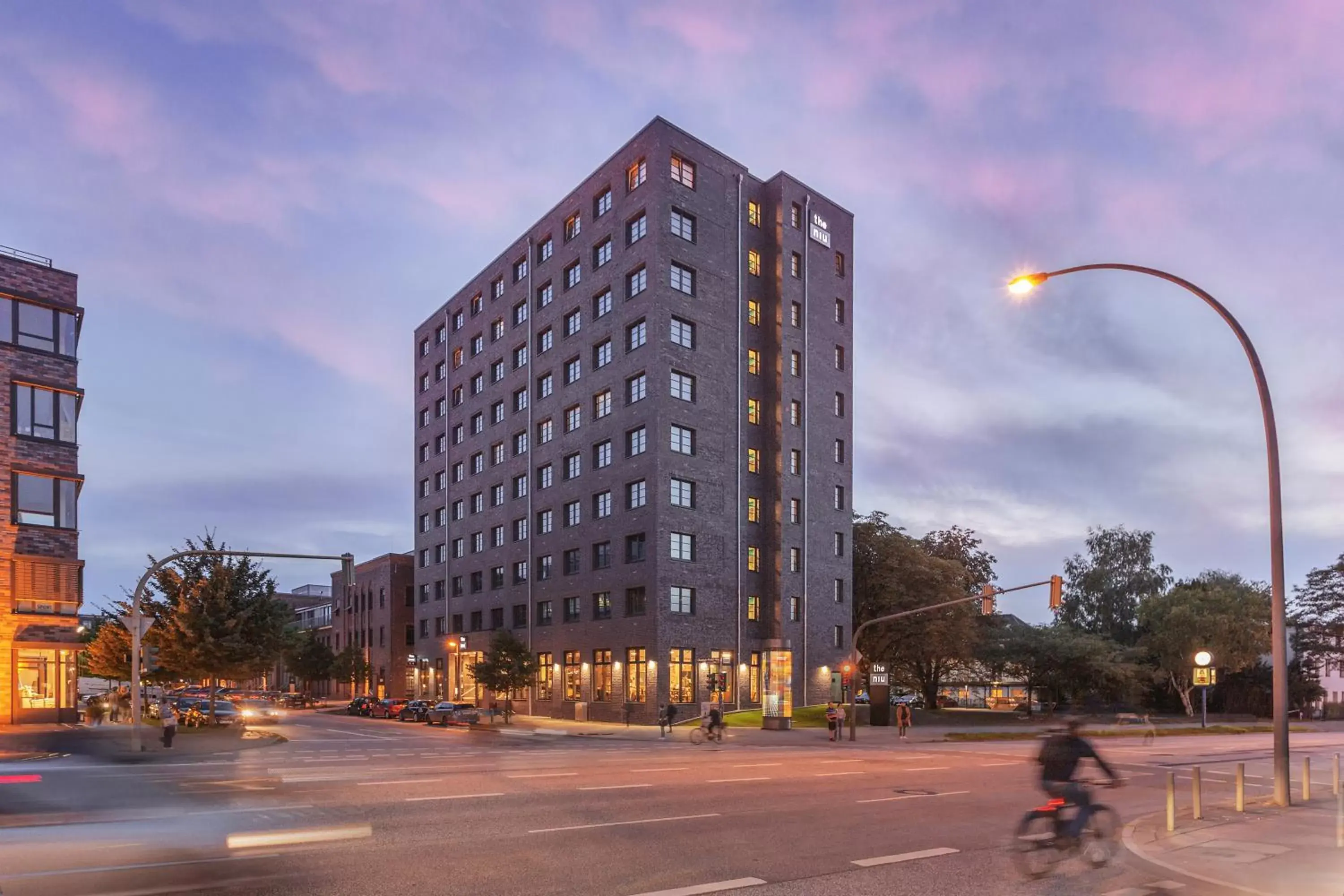 Property building in Holiday Inn - the niu, Bricks Hamburg Eppendorf by IHG Property building in Holiday Inn - the niu, Bricks Hamburg Eppendorf by IHG
