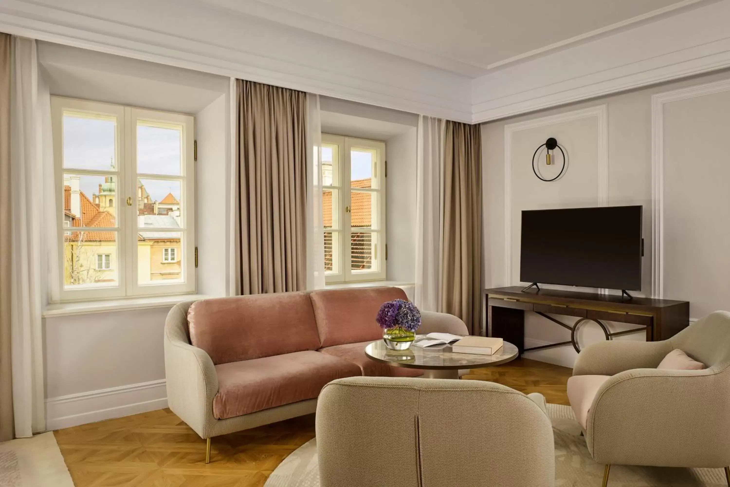 Photo of the whole room, Seating Area in Hotel Verte, Warsaw, Autograph Collection