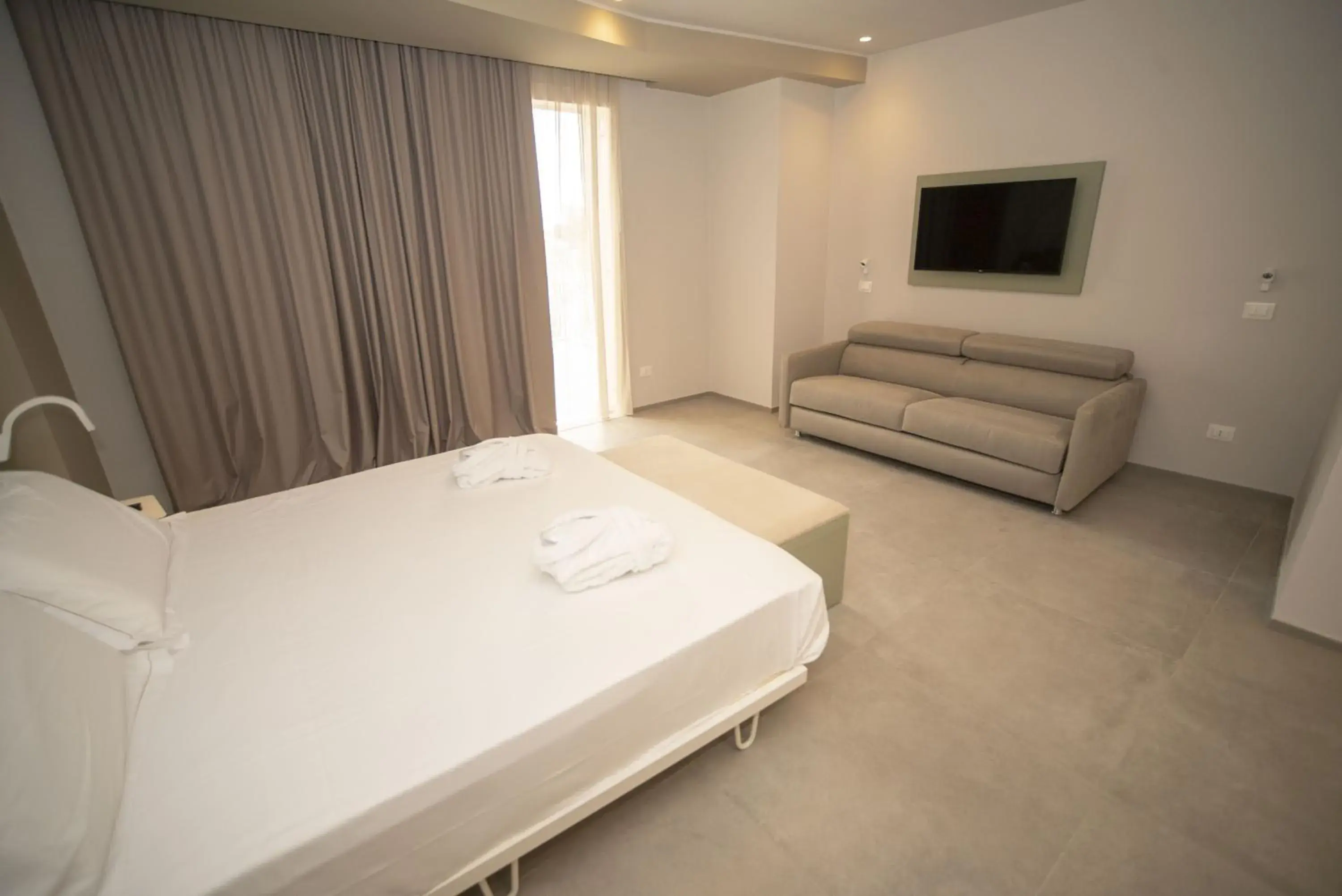 Photo of the whole room, Bed in Hotel Malavoglia
