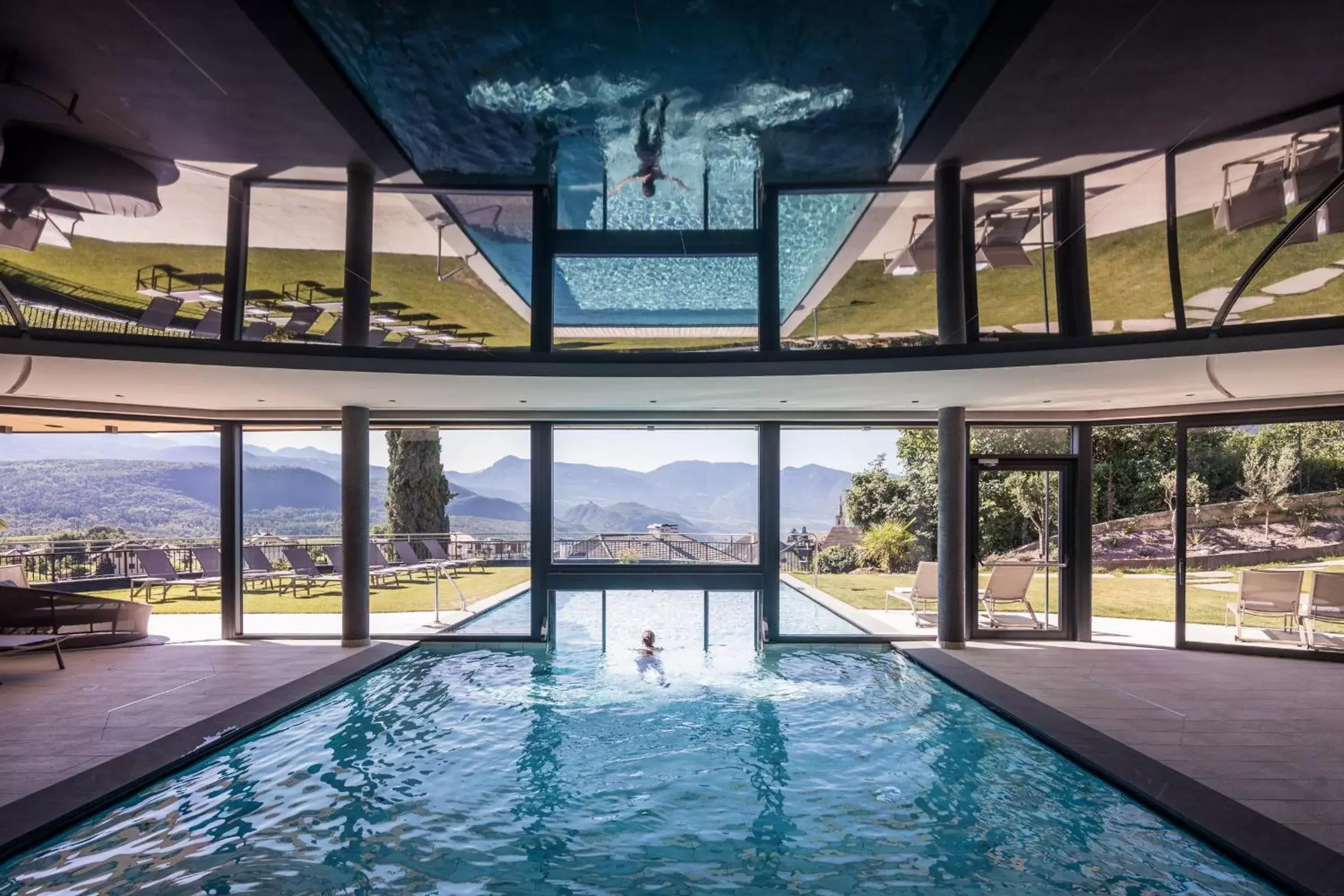 Swimming Pool in Hotel Torgglhof