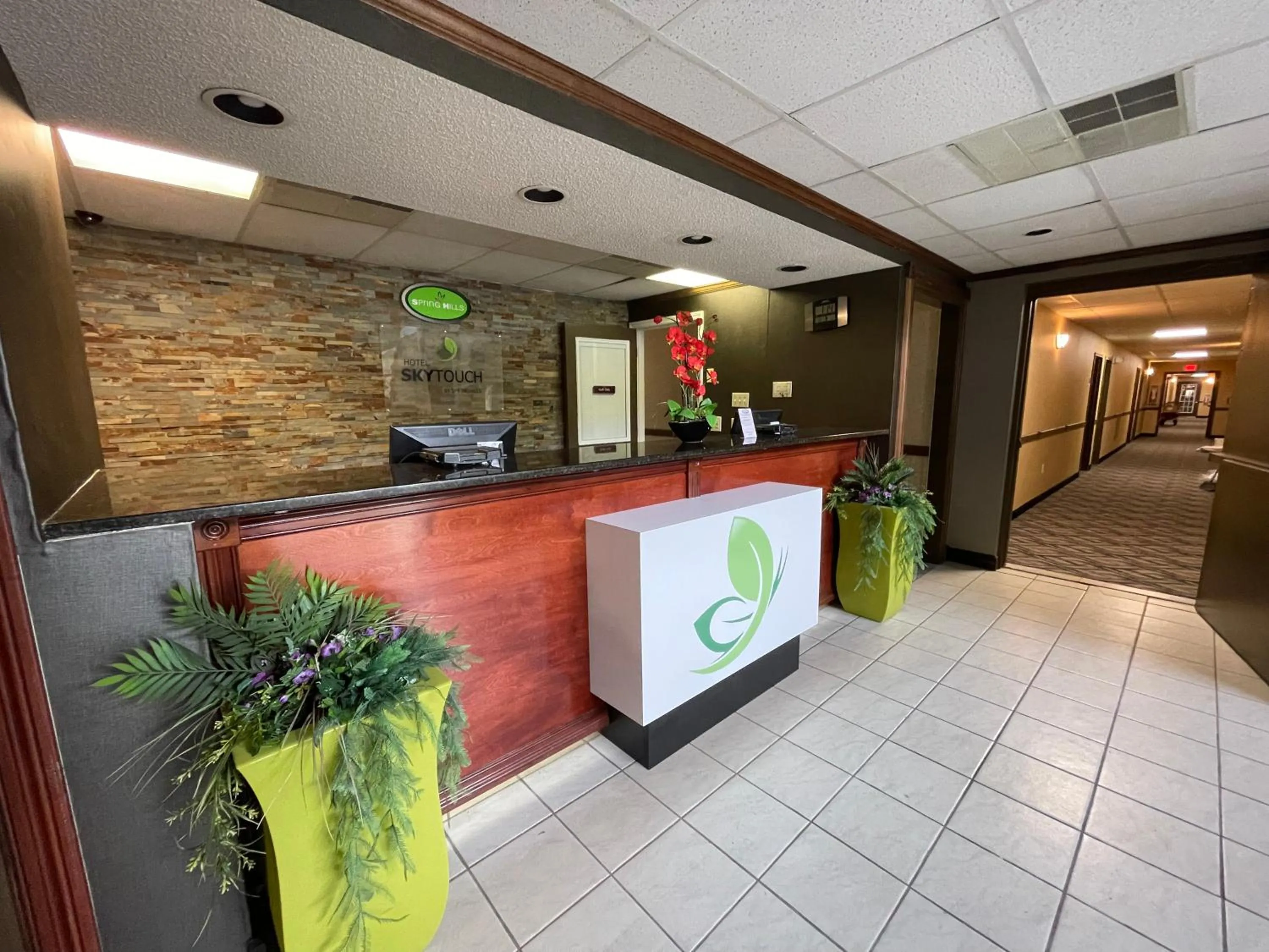 Lobby or reception in Wingate by Wyndham Lake George