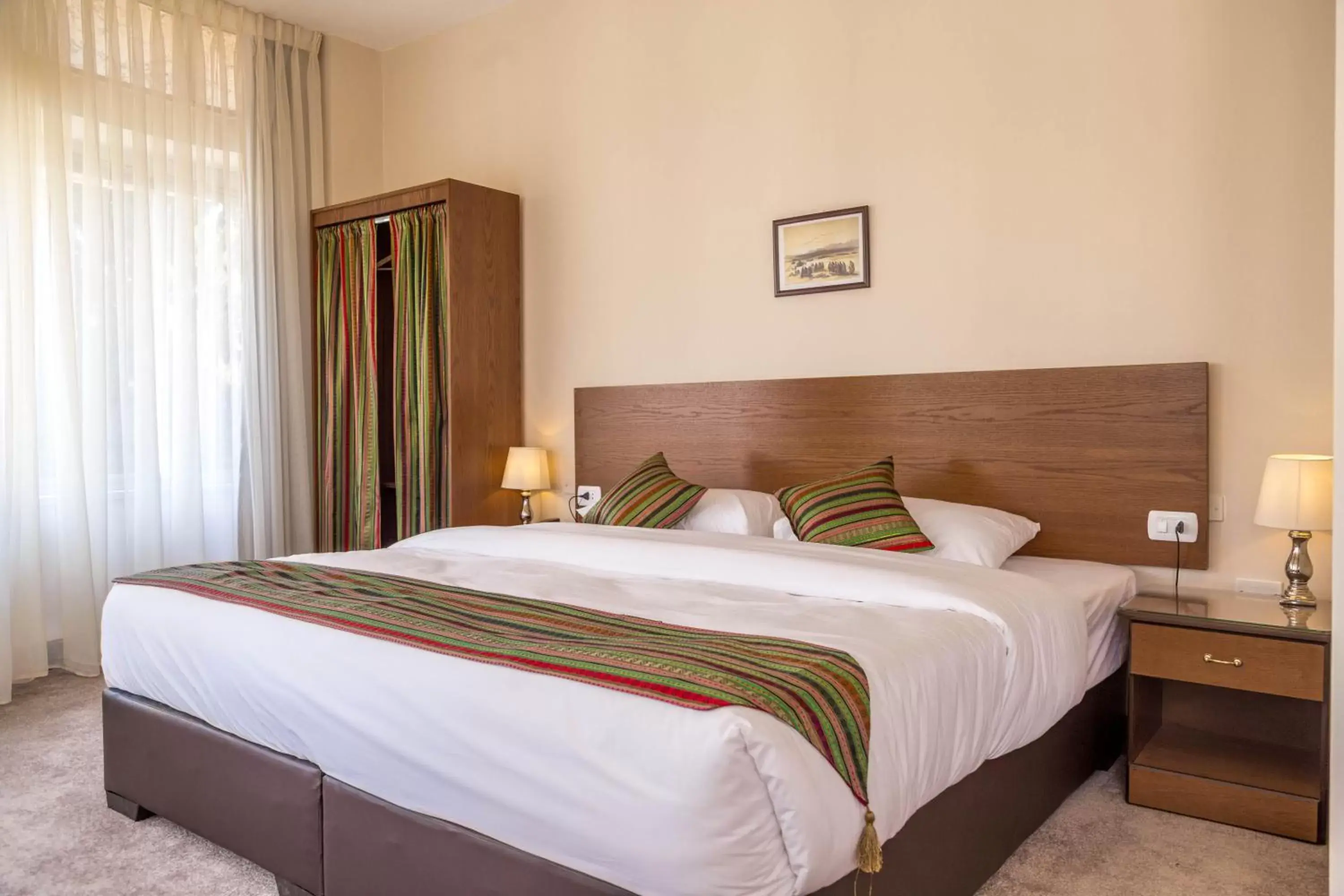 Photo of the whole room, Bed in Antika Amman Hotel Photo of the whole room, Bed in Antika Amman Hotel