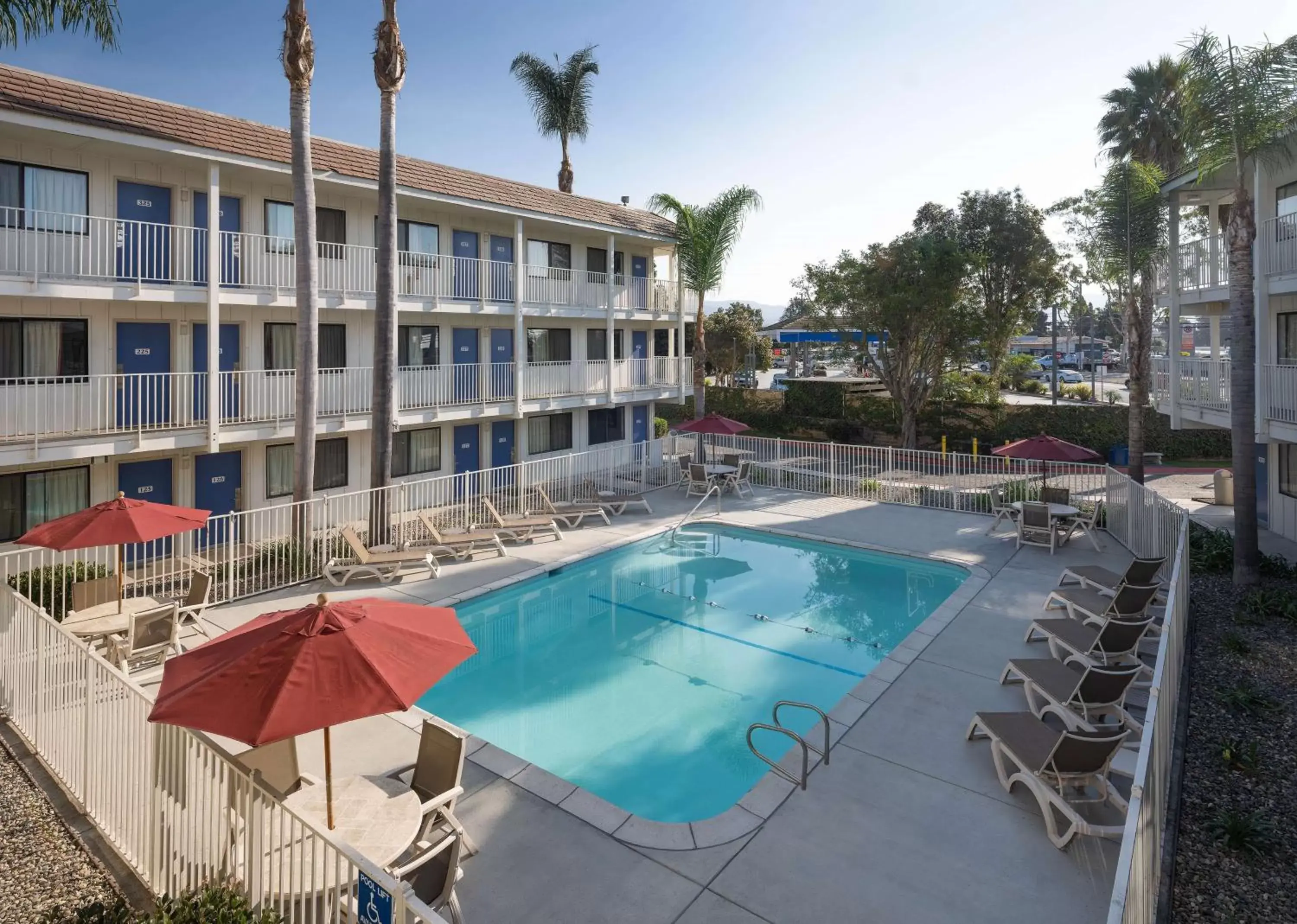 Pool view, Swimming Pool in Motel 6-Carpinteria, CA - Santa Barbara - North