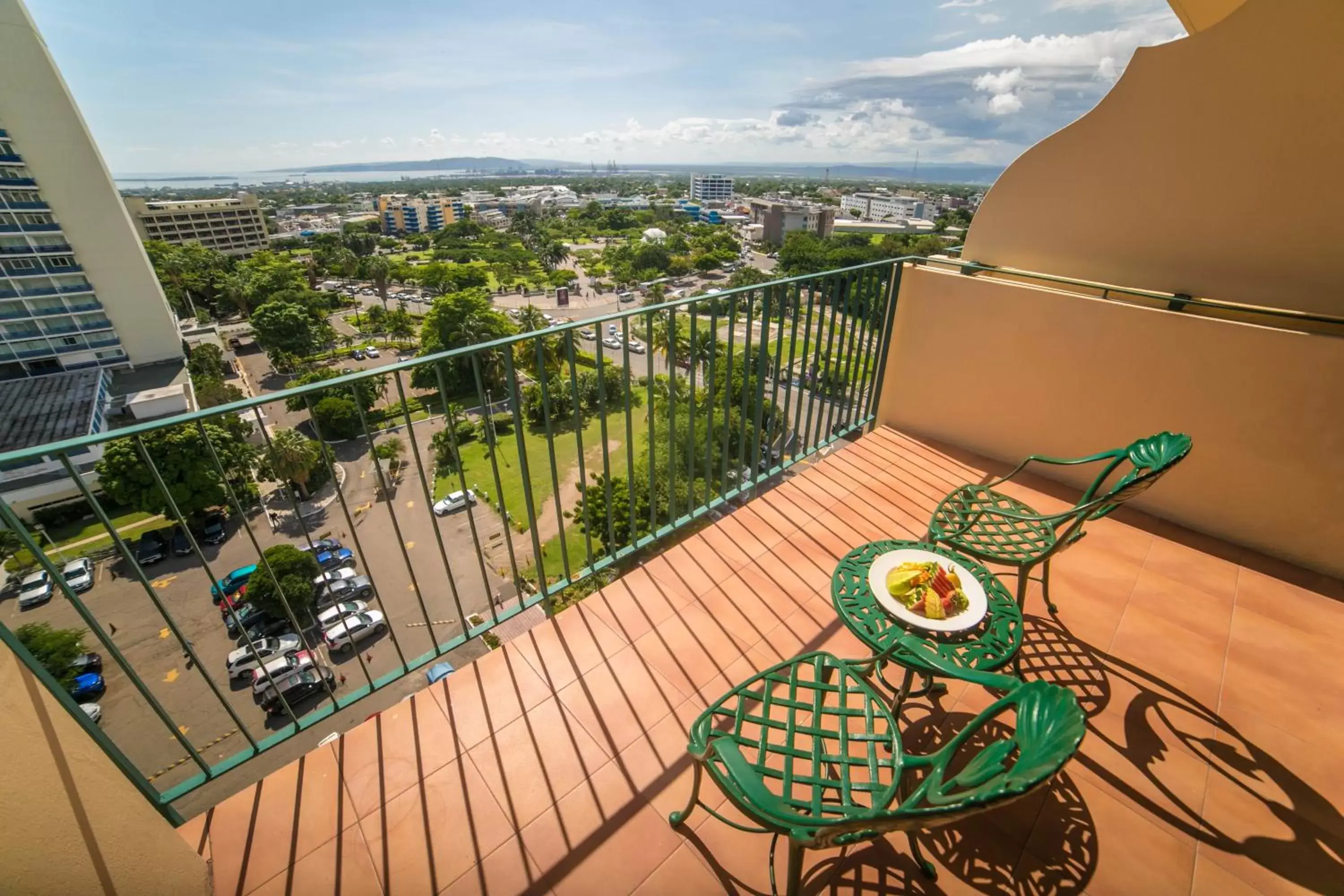 Balcony/Terrace in Courtleigh Hotel & Suites