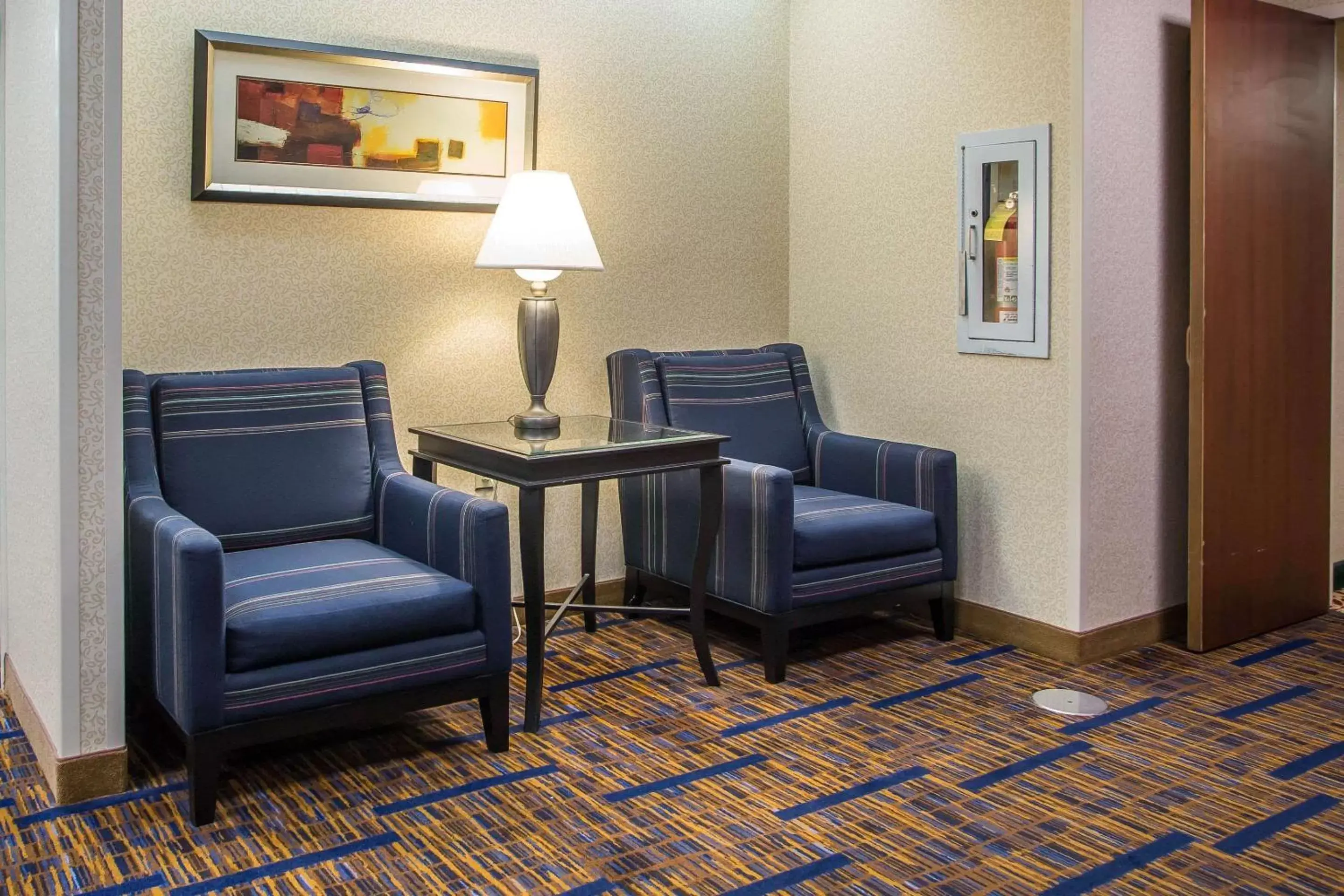Lobby or reception, Seating Area in Clarion Inn Merrillville