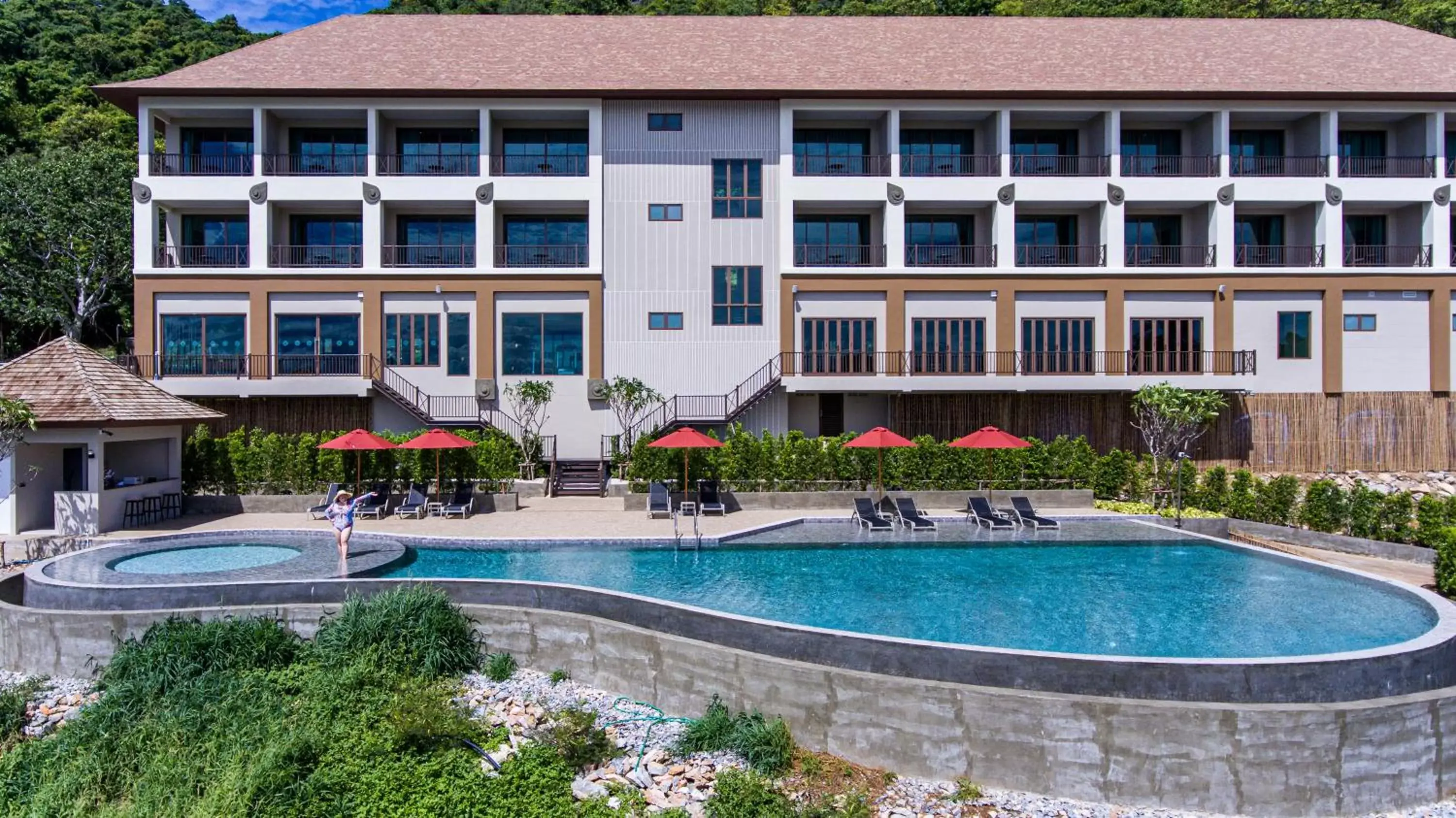 Property building, Swimming Pool in Novotel Marina Sriracha & Koh Si Chang