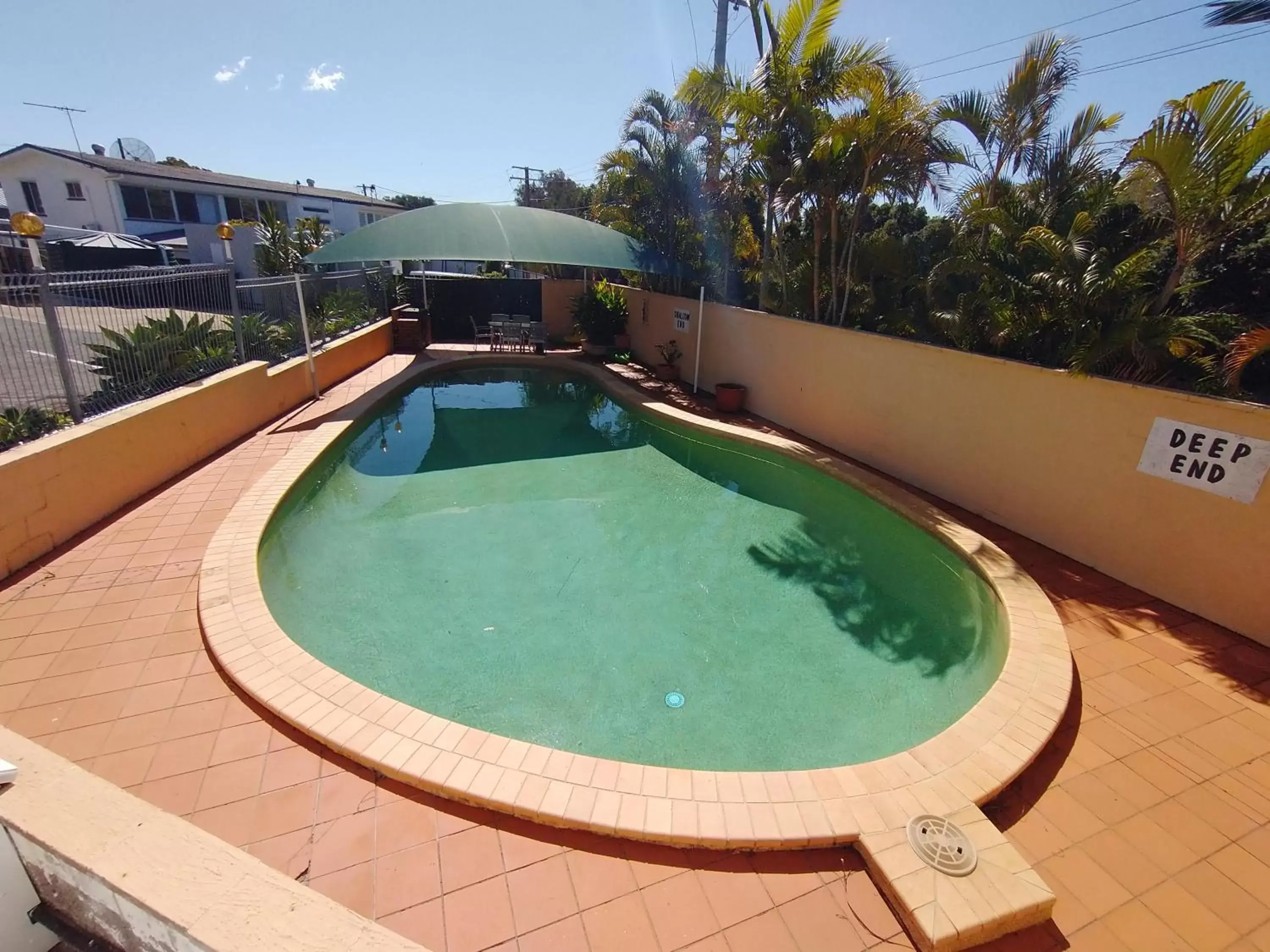 Swimming Pool in Aspley Sunset Motel