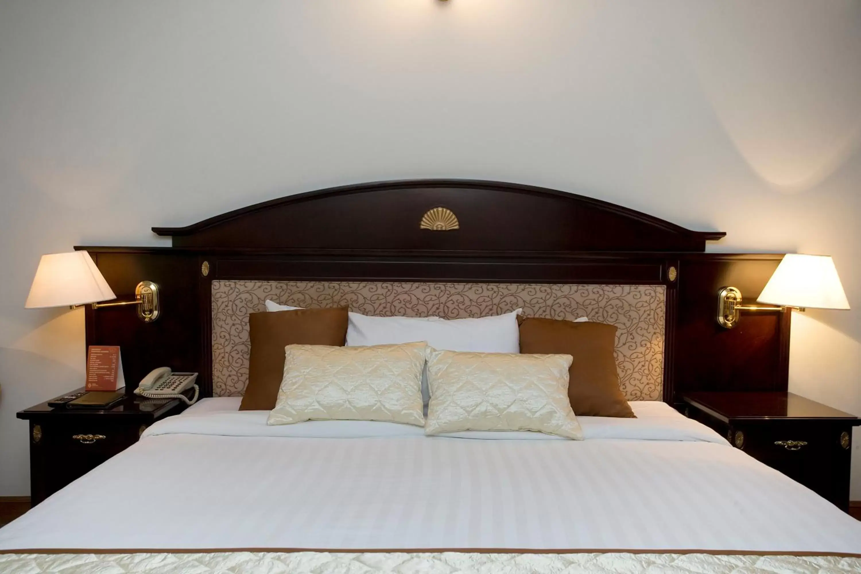 Bedroom, Bed in Hotel Sarina