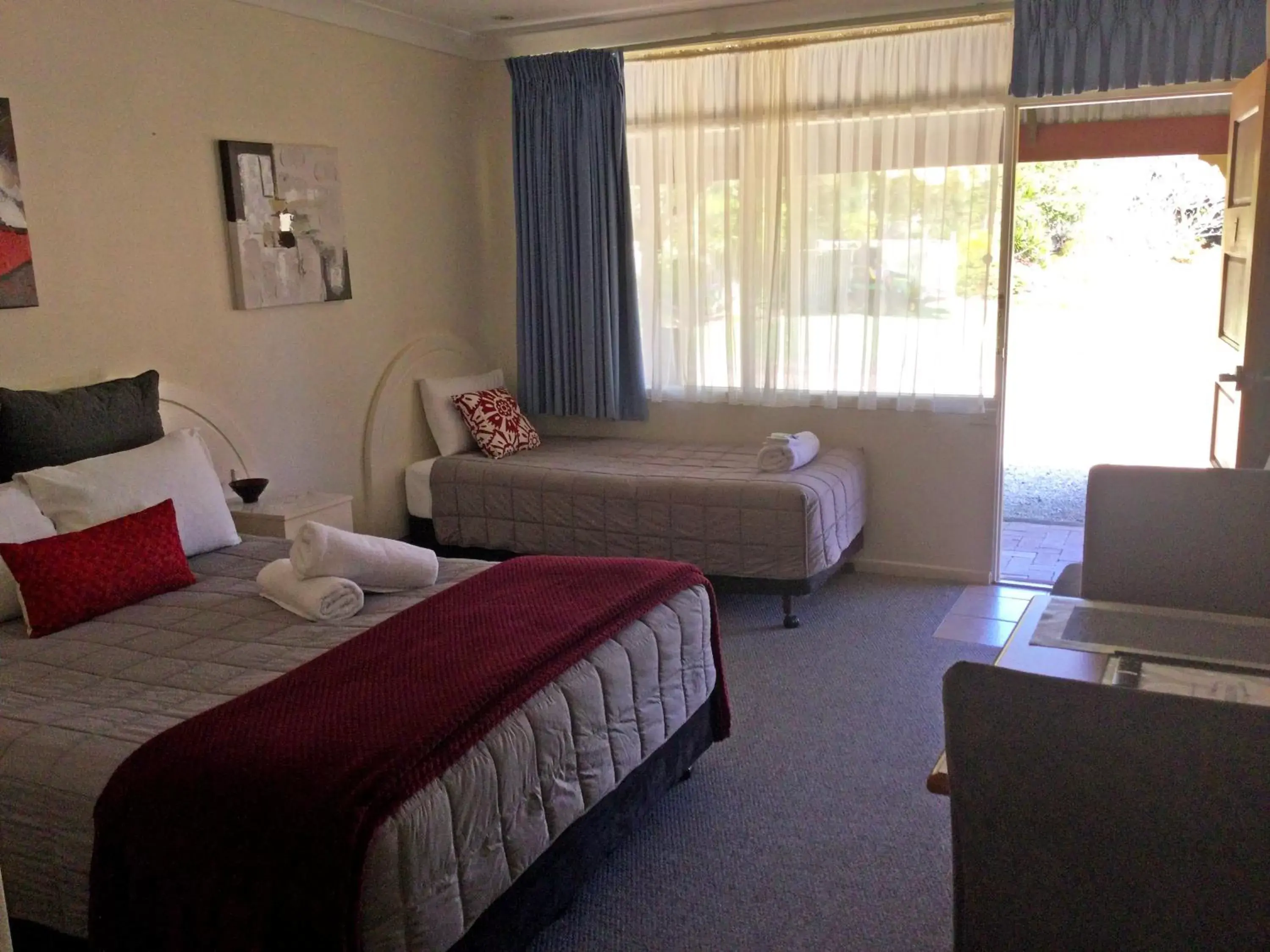 Guests, Bed in Alstonville Settlers Motel