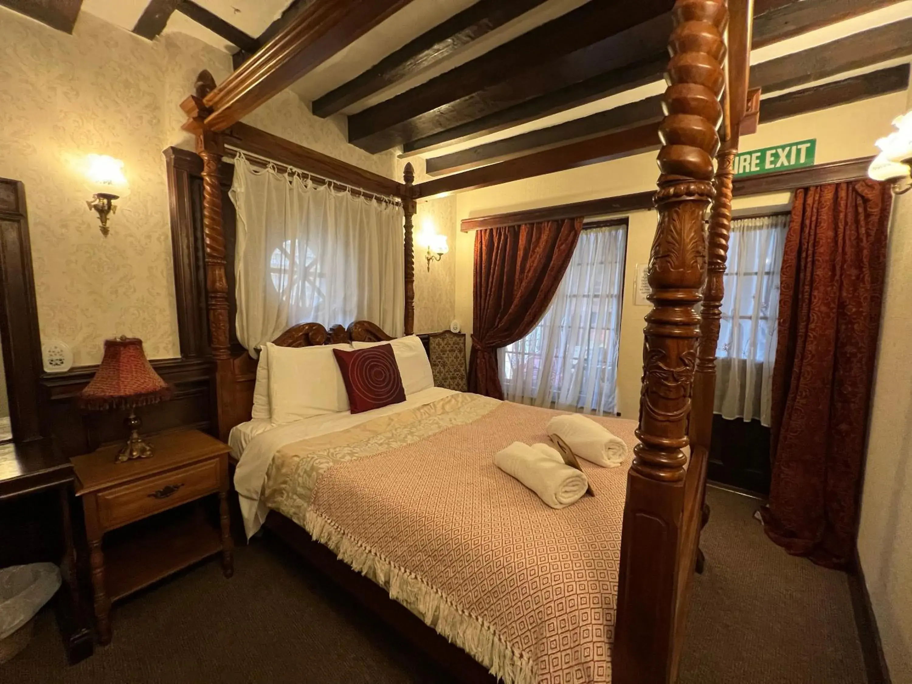Bed in Georgian House Hotel