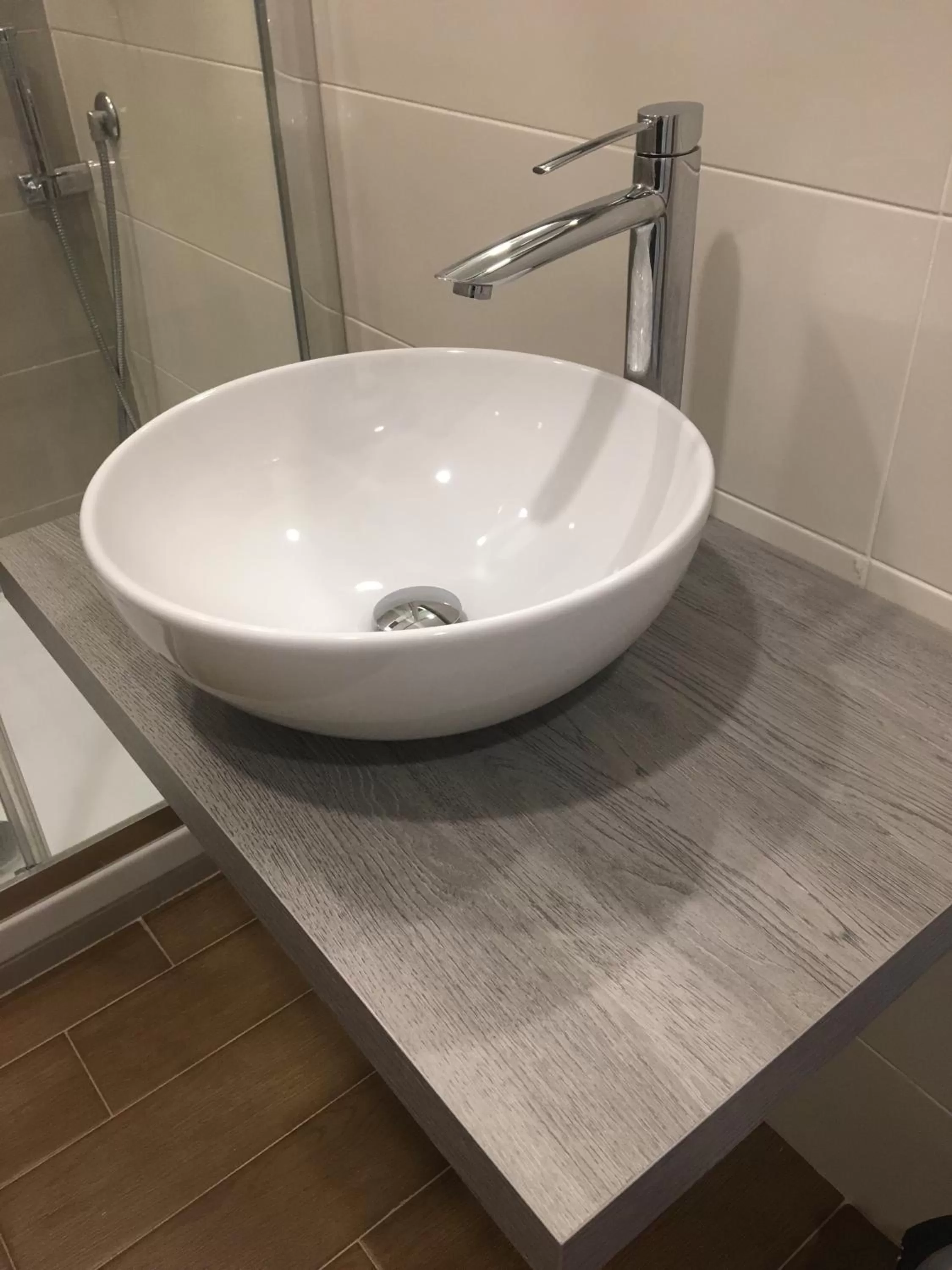 Bathroom in Academy Hotel