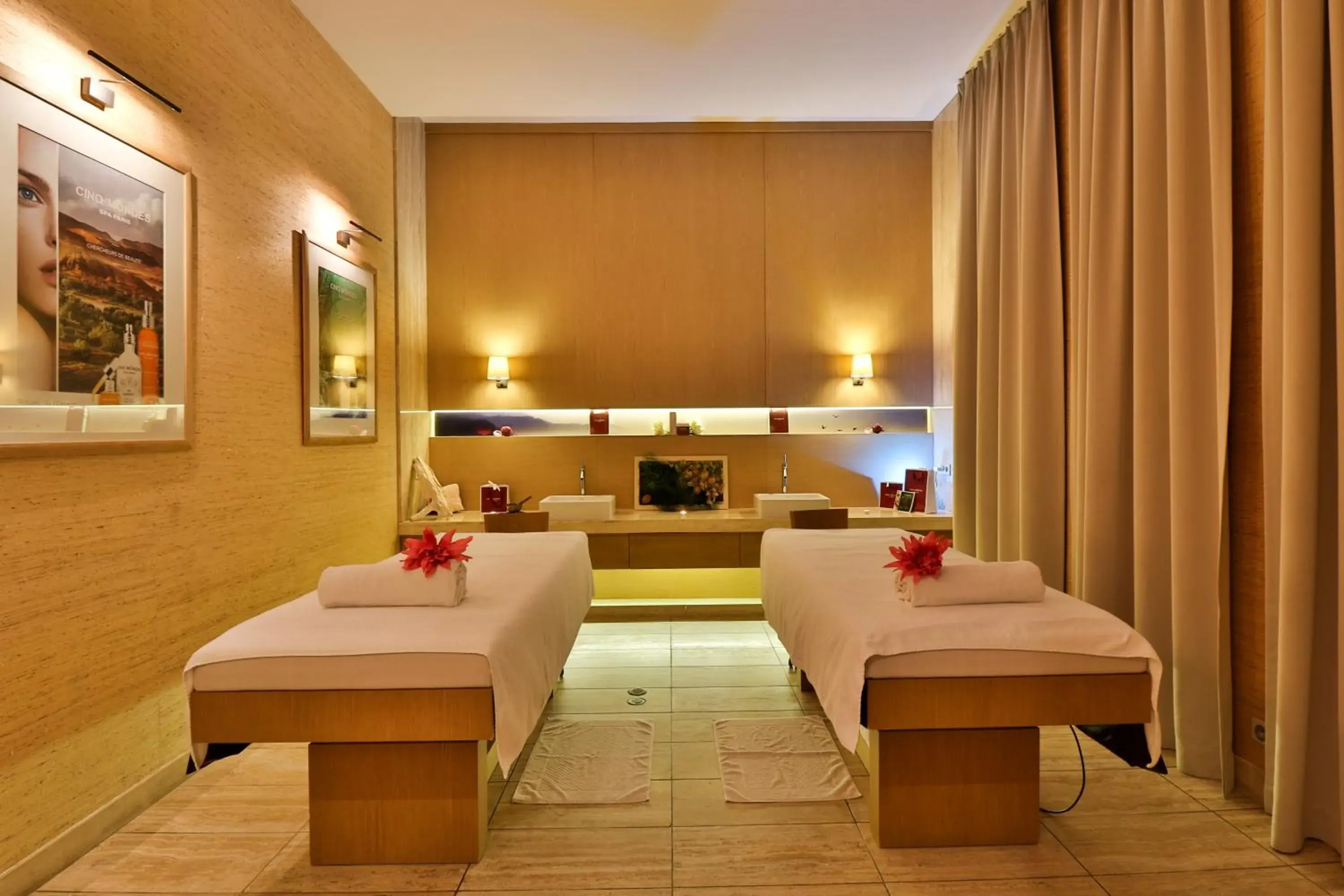Massage, Bed in Hostellerie La Farandole