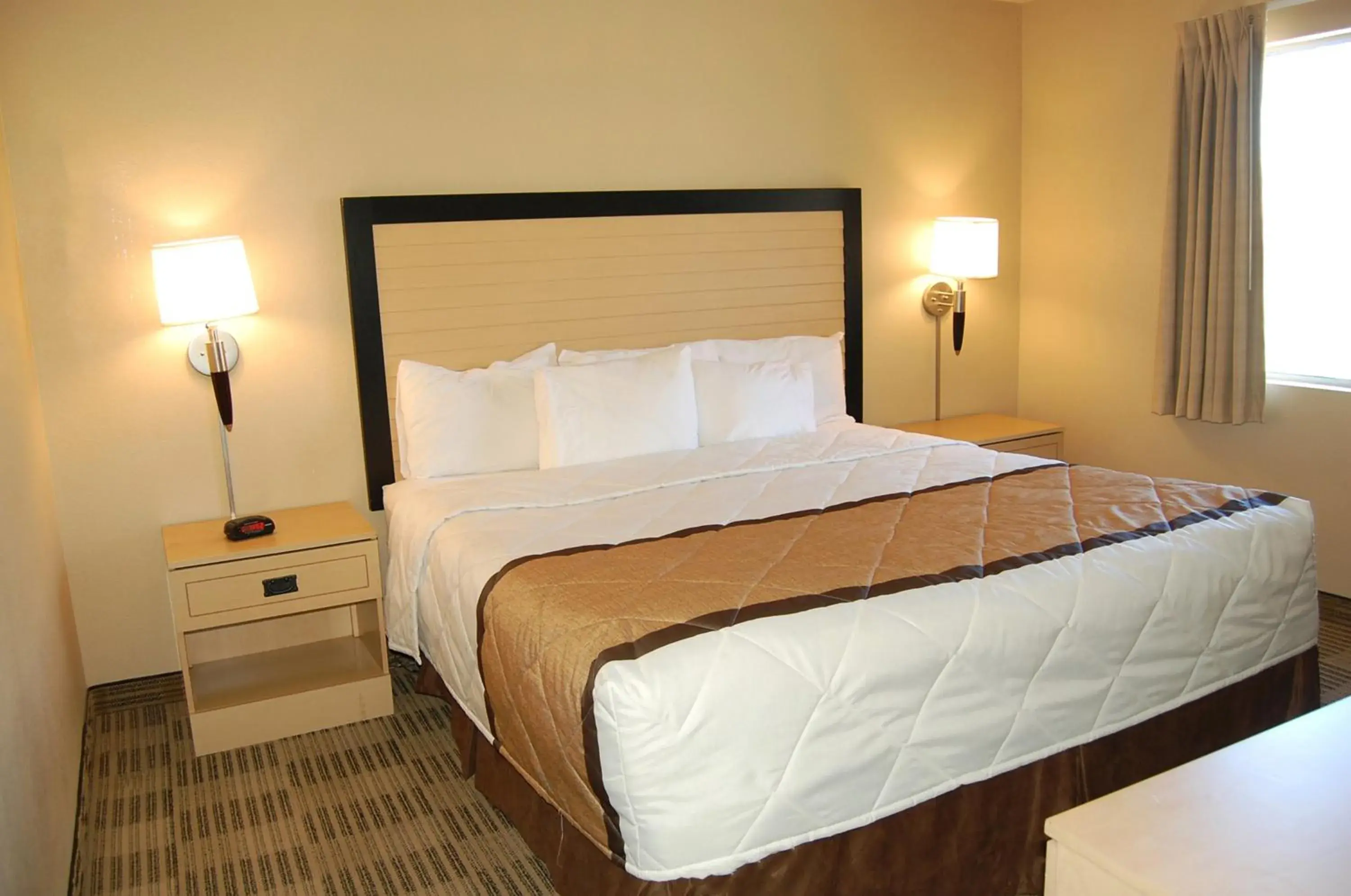 Bed in Extended Stay America Suites - Greensboro - Wendover Ave - Big Tree Way