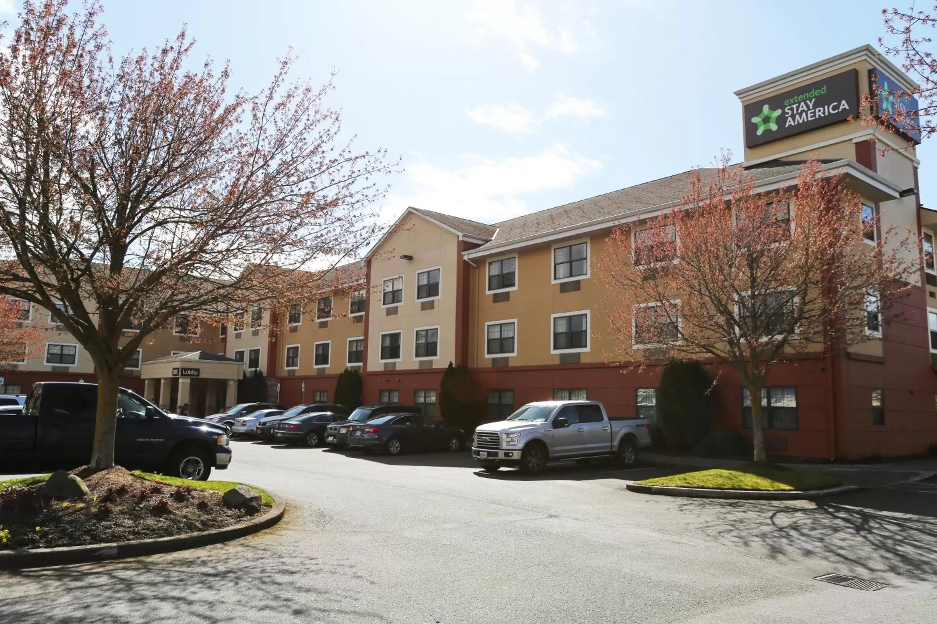 Property building in Extended Stay America Suites - Tacoma - Fife