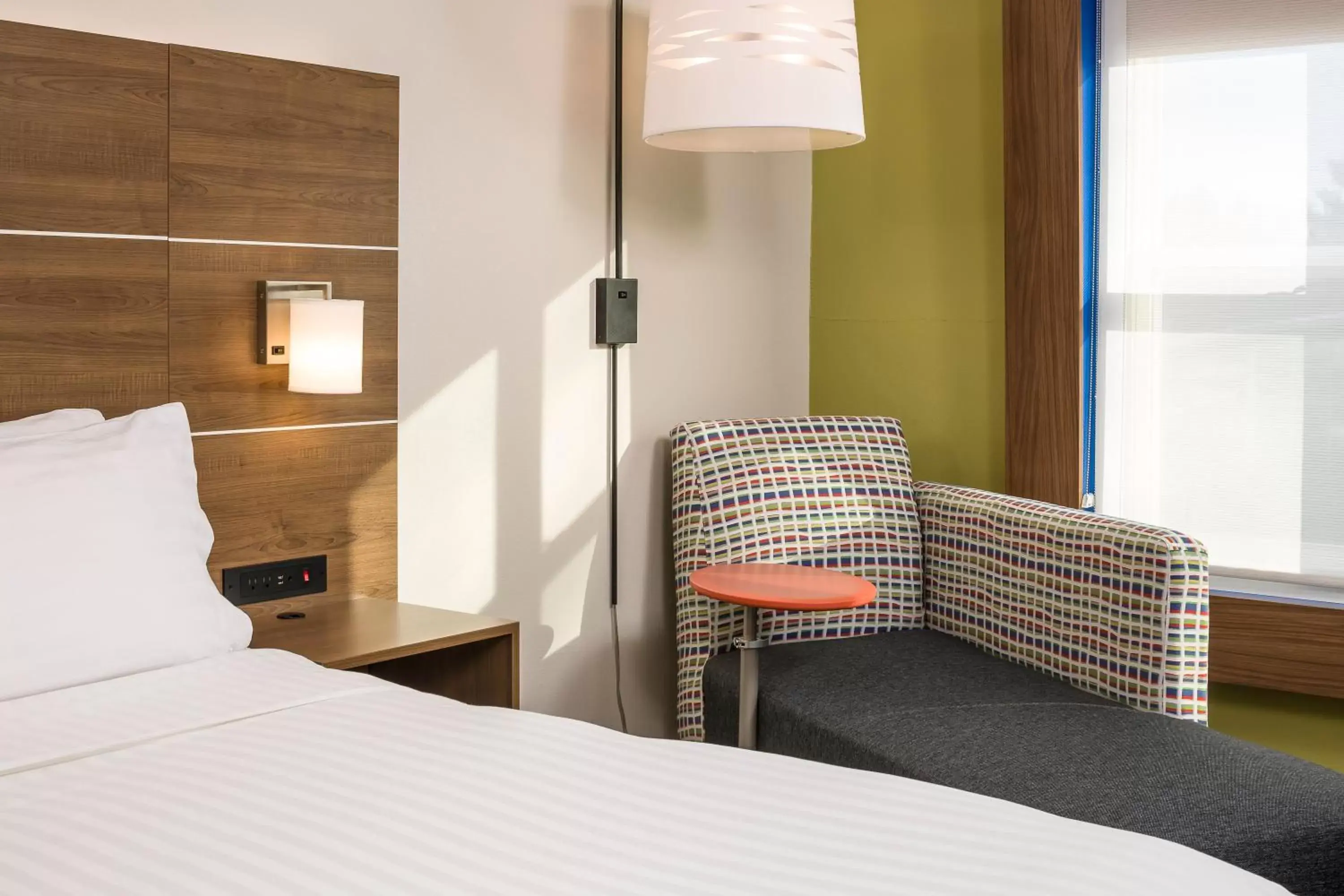 Photo of the whole room, Bed in Holiday Inn Express Hotel & Suites White River Junction, an IHG Hotel