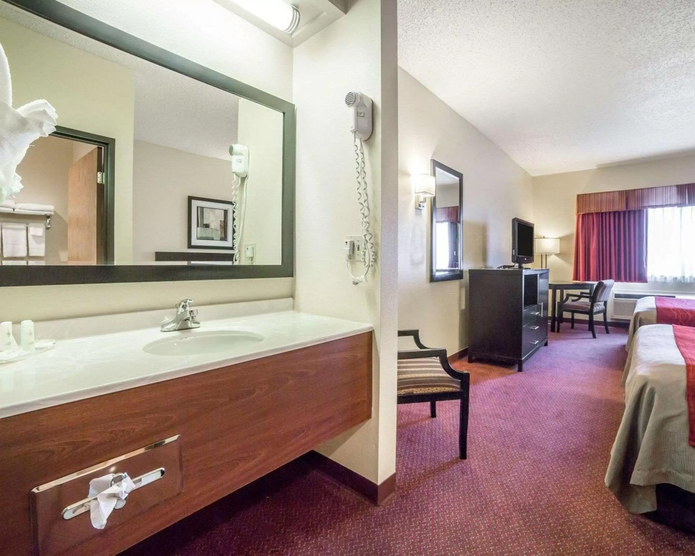 Photo of the whole room, Bathroom in FairBridge Inn & Suites Glendive