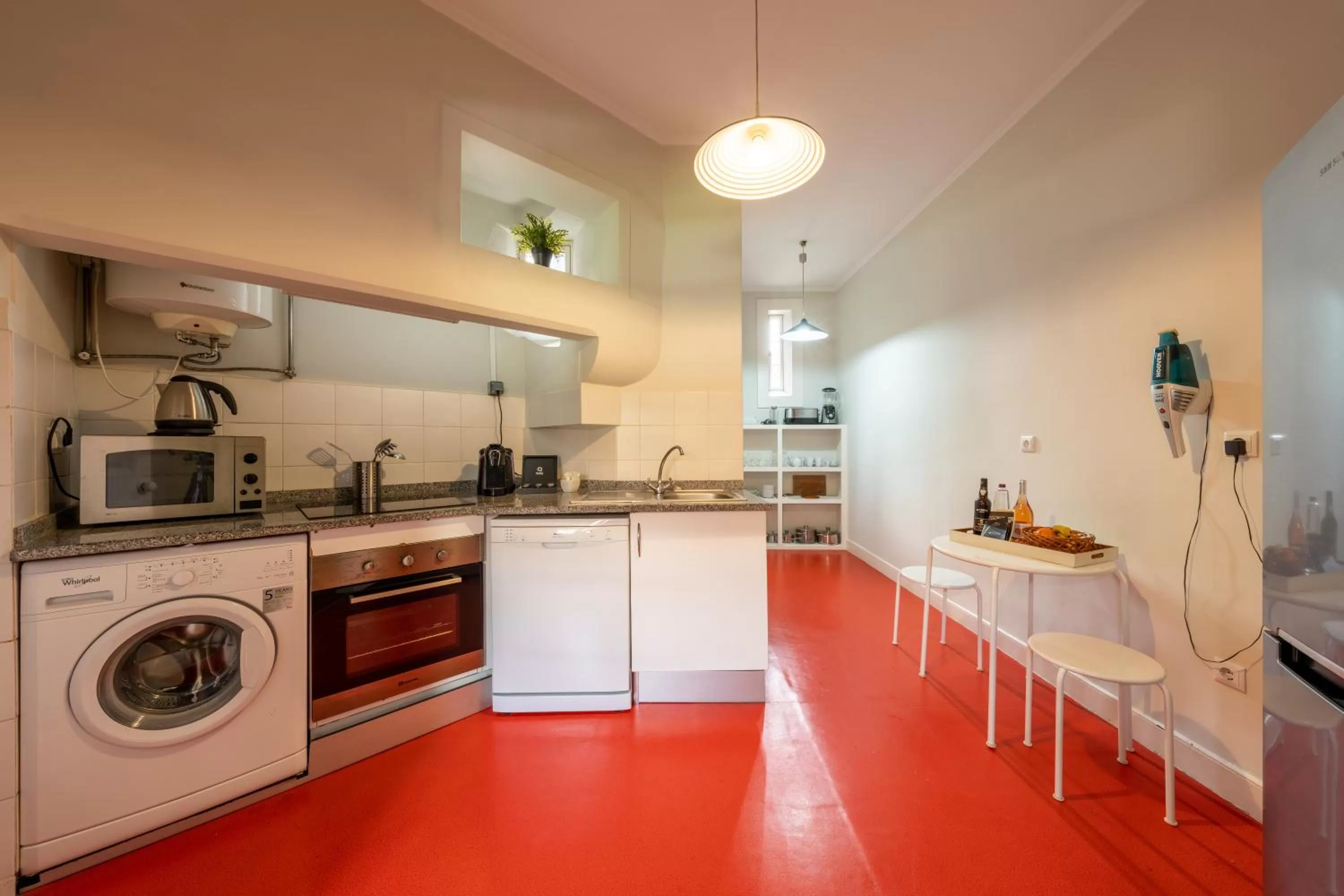 Kitchen or kitchenette in The Wine Lodges by An Island Apart