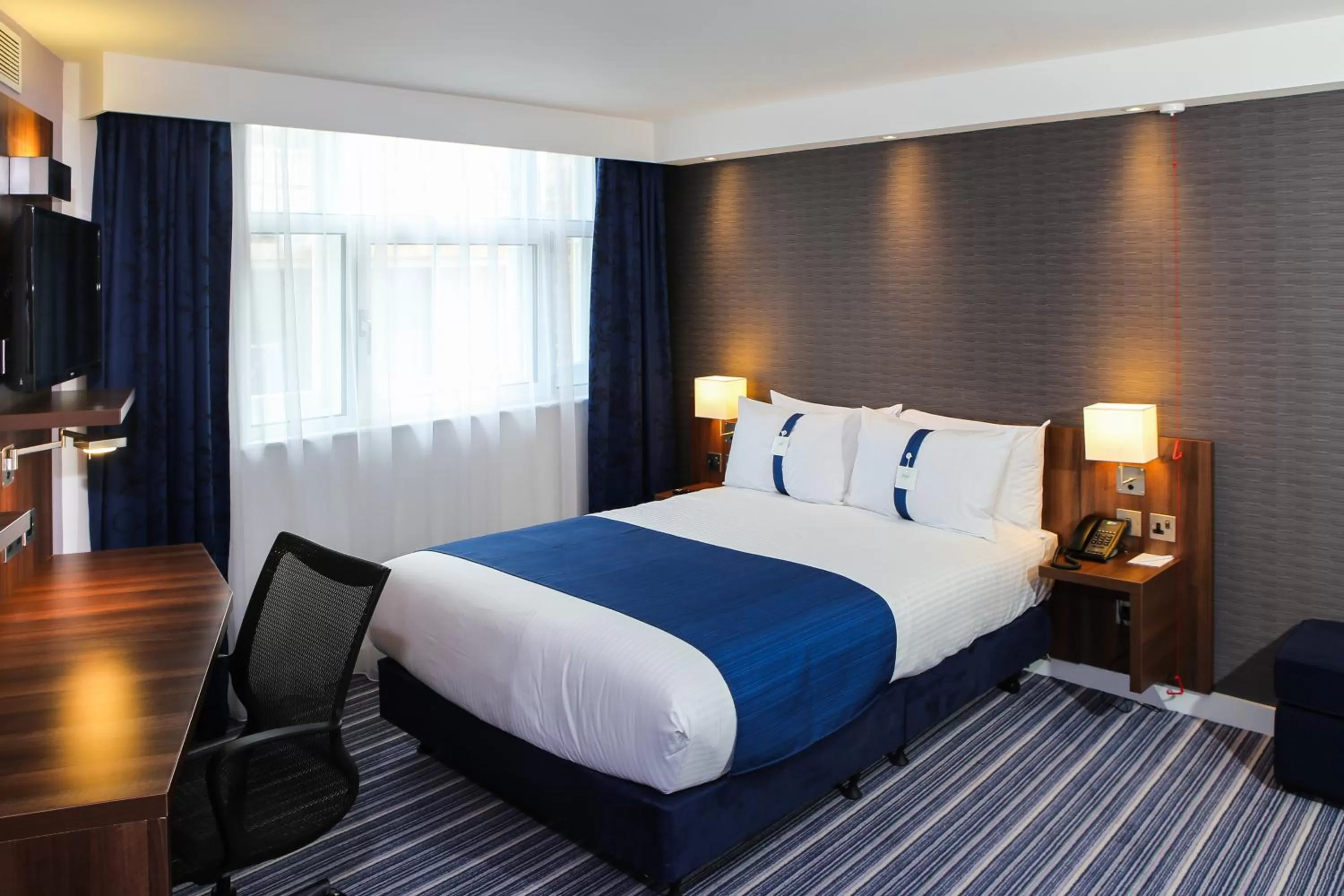 Photo of the whole room, Bed in Holiday Inn Express Middlesbrough - Centre Square by IHG