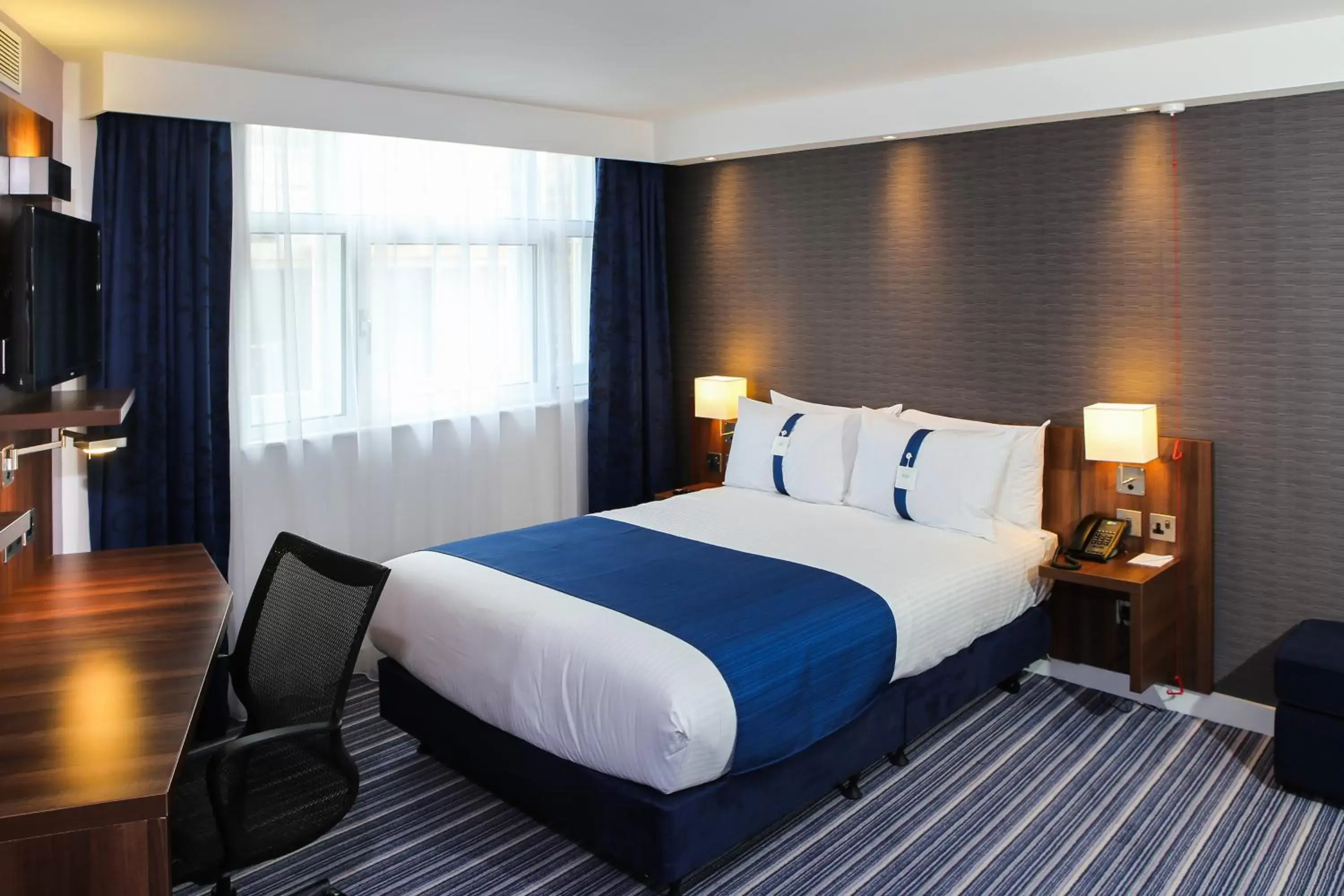 Photo of the whole room, Bed in Holiday Inn Express Middlesbrough - Centre Square, an IHG Hotel