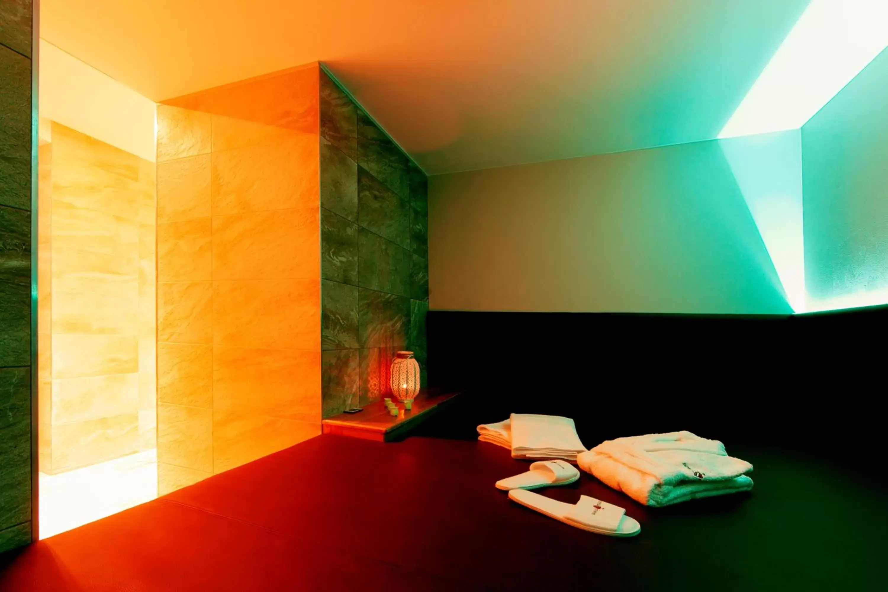 Spa and wellness centre/facilities, Bed in Hotel Otakar