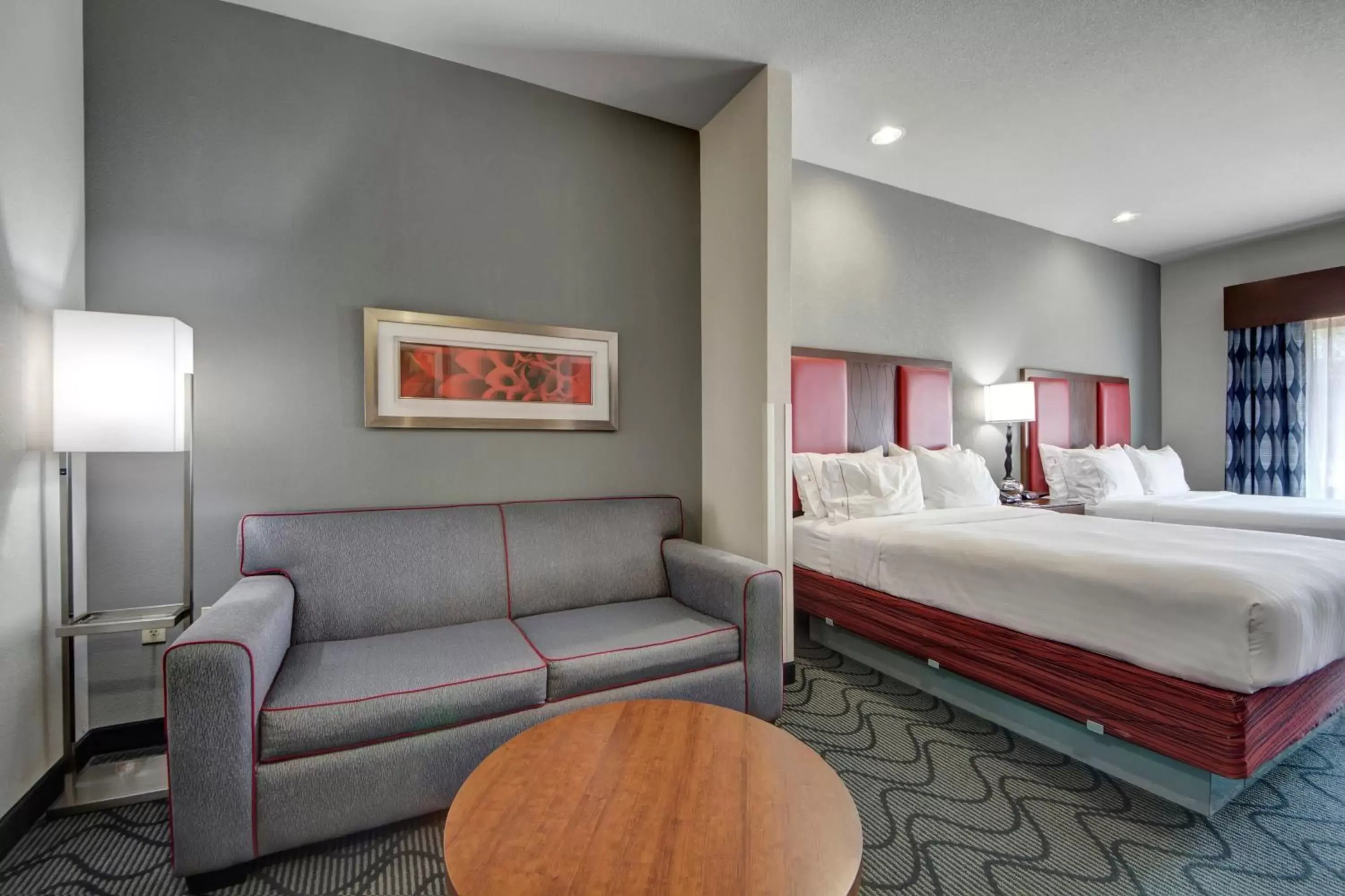 Photo of the whole room in Holiday Inn Express and Suites Oklahoma City North, an IHG Hotel