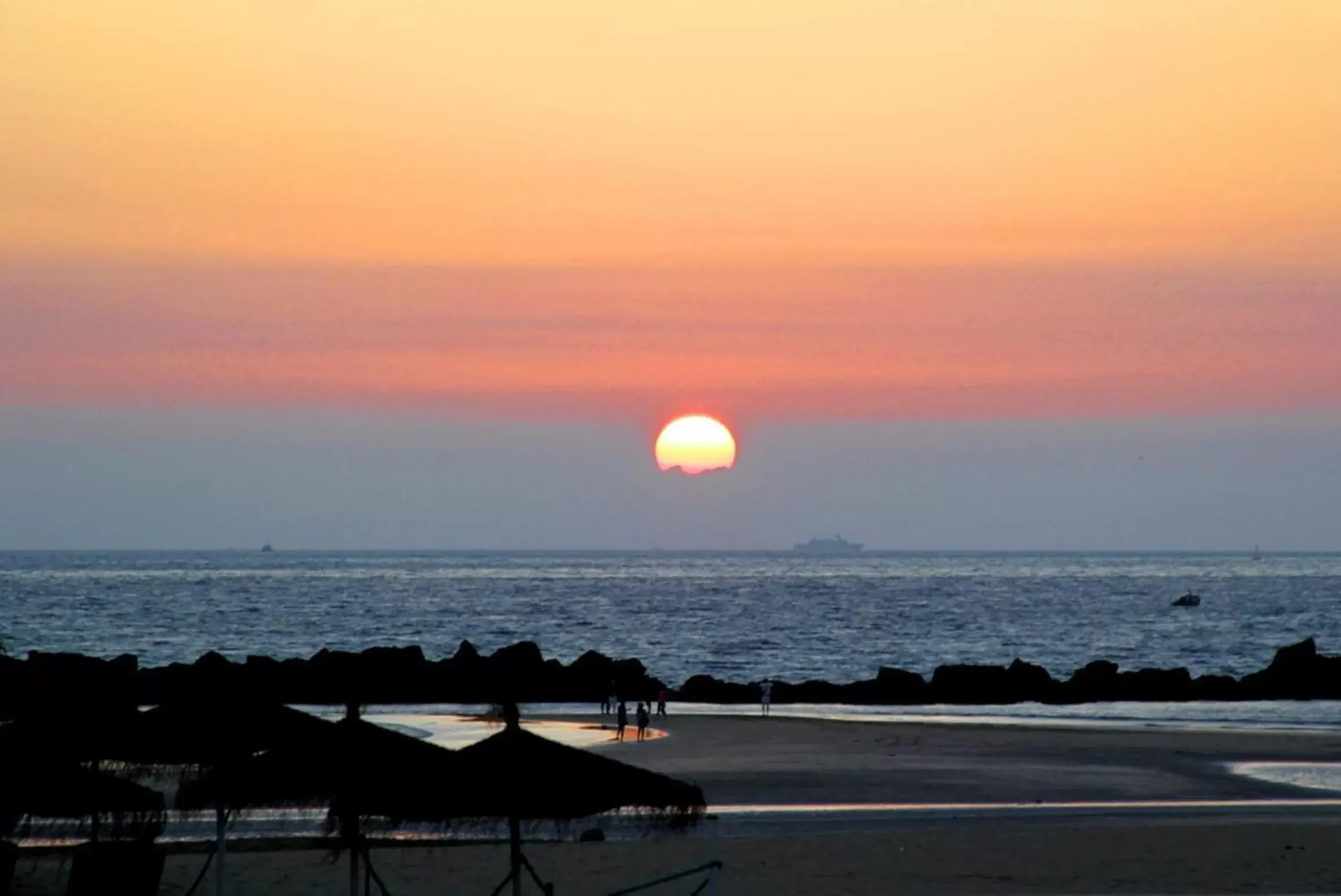 Beach, Sunrise/Sunset in Agadir Beach Club