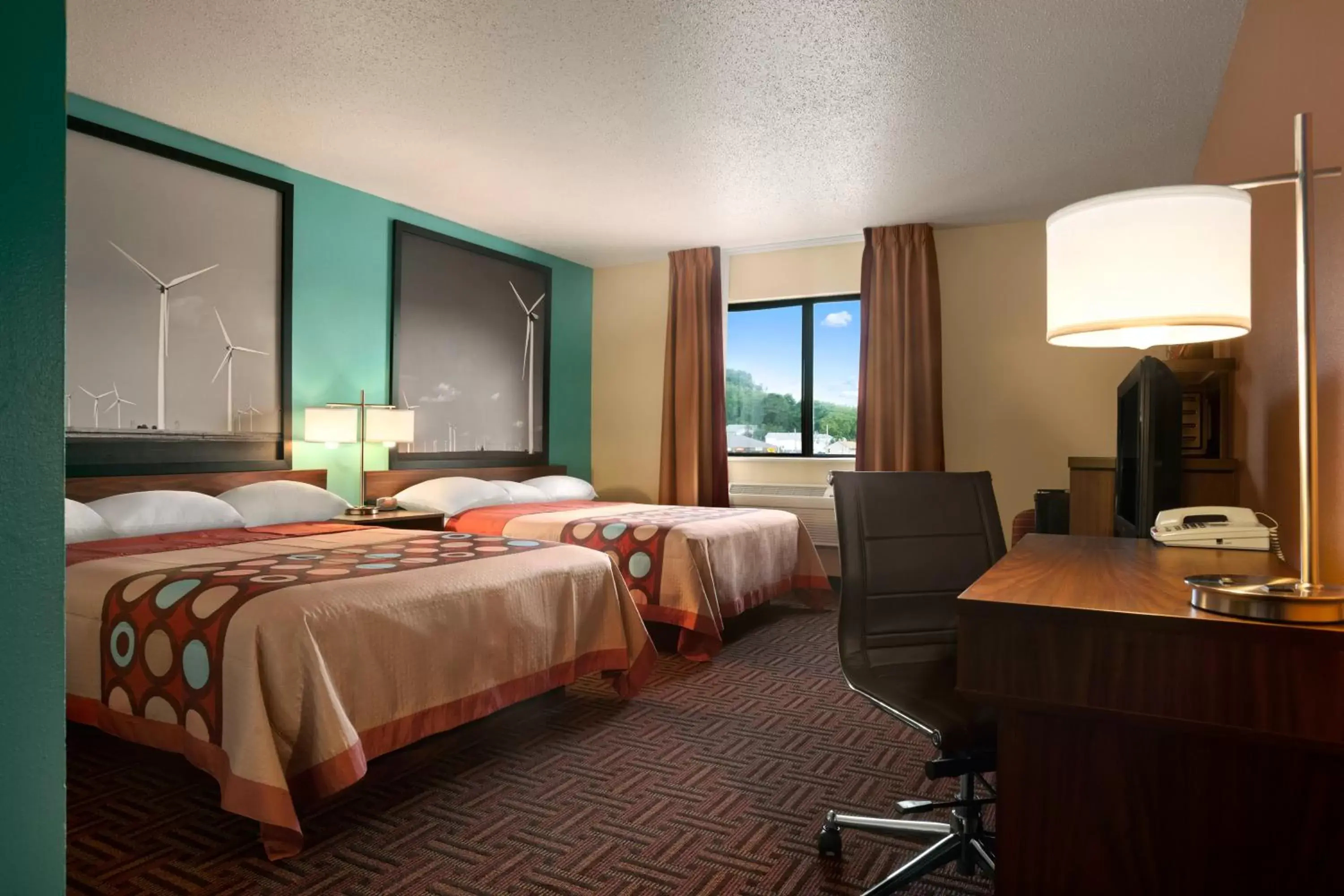 Photo of the whole room in Super 8 by Wyndham Peoria East