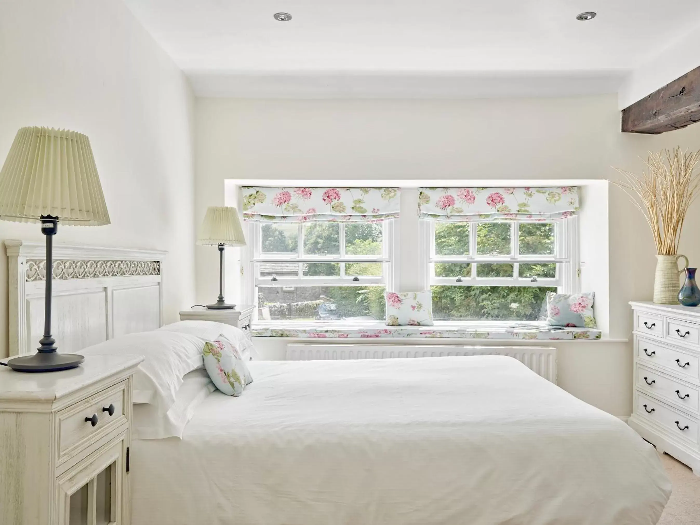 Standard Double Room in Tennant Arms Hotel Standard Double Room in Tennant Arms Hotel