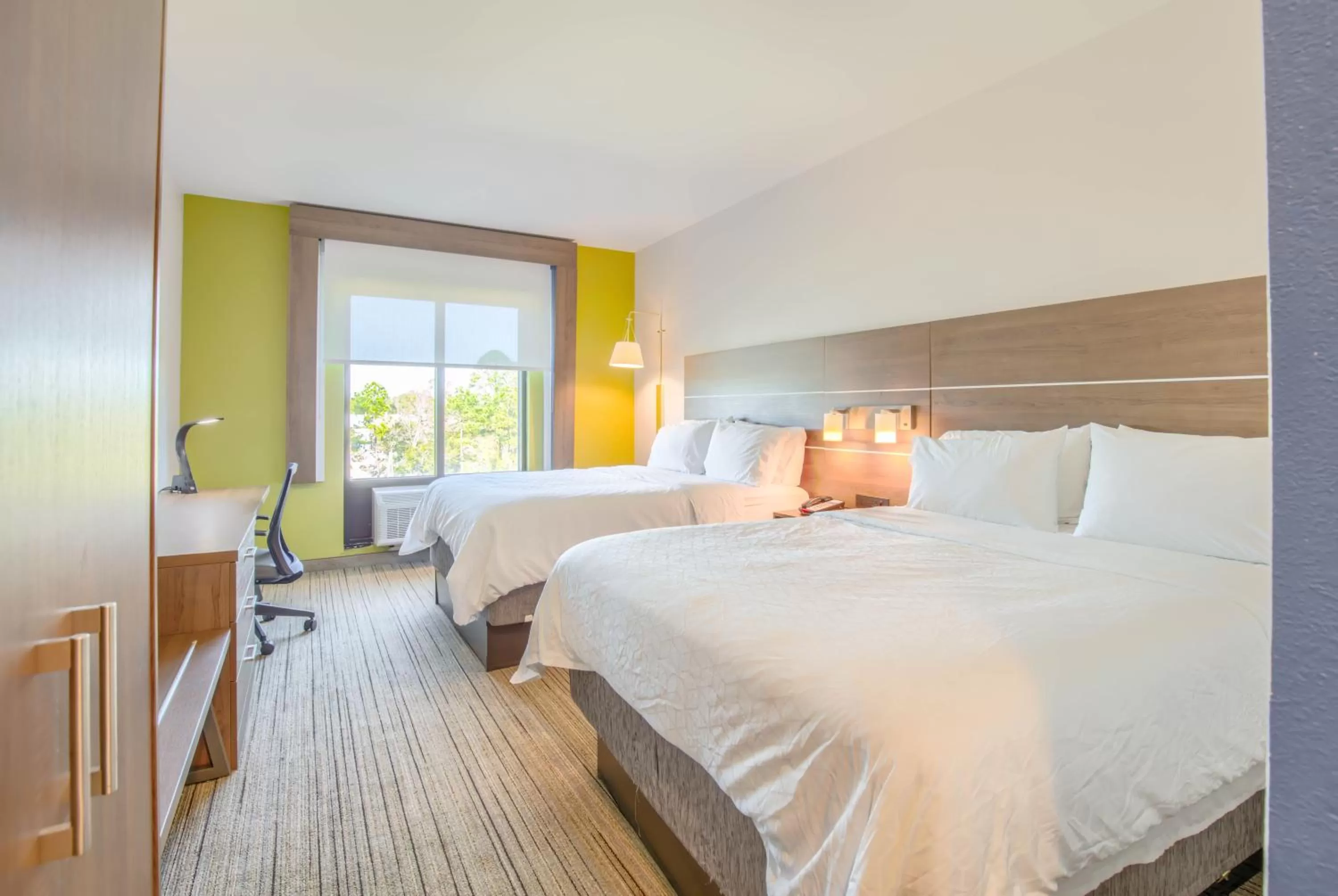 Bed in Holiday Inn Express Hotel & Suites Gulf Shores by IHG
