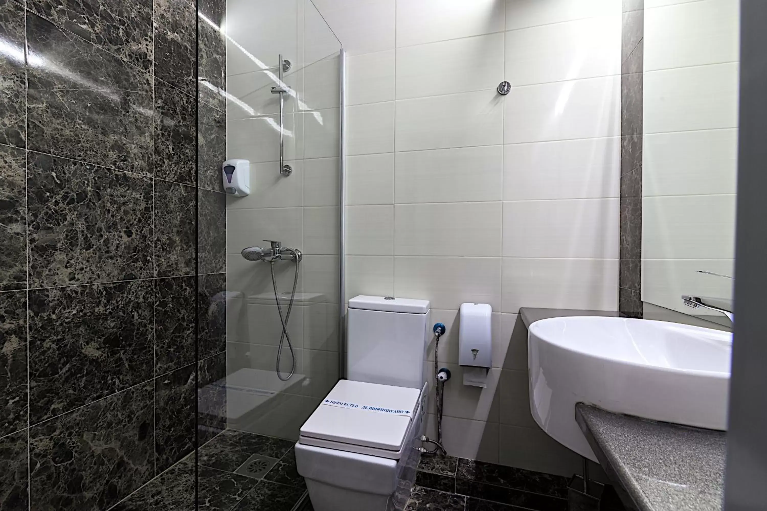 Shower, Bathroom in Hotel De KOKA