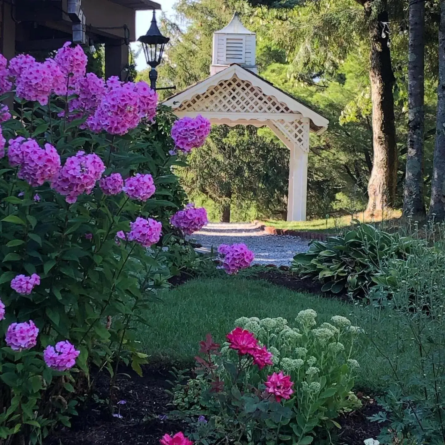 Garden in Summit Lodge