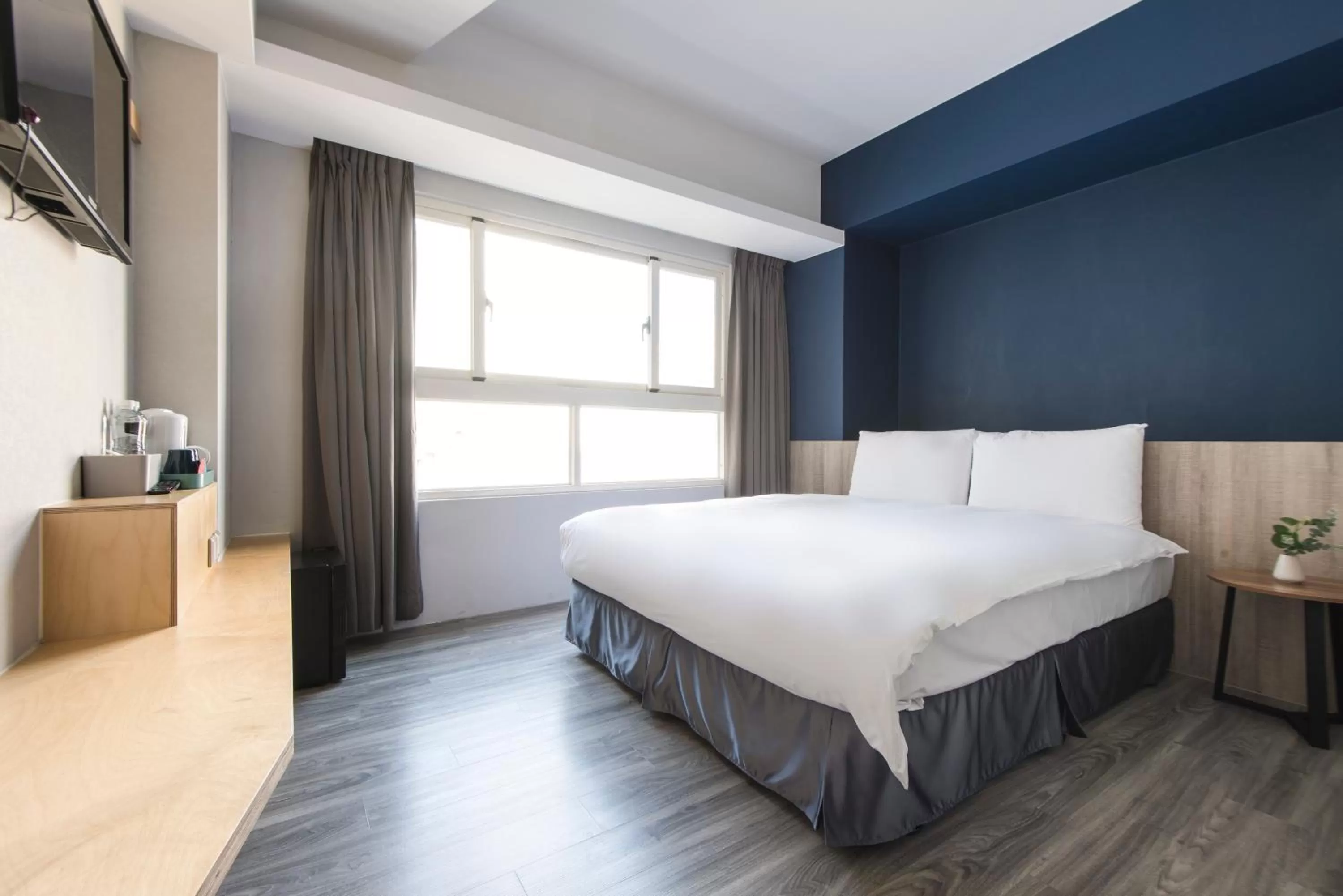 Bed in Sparrow Hotel