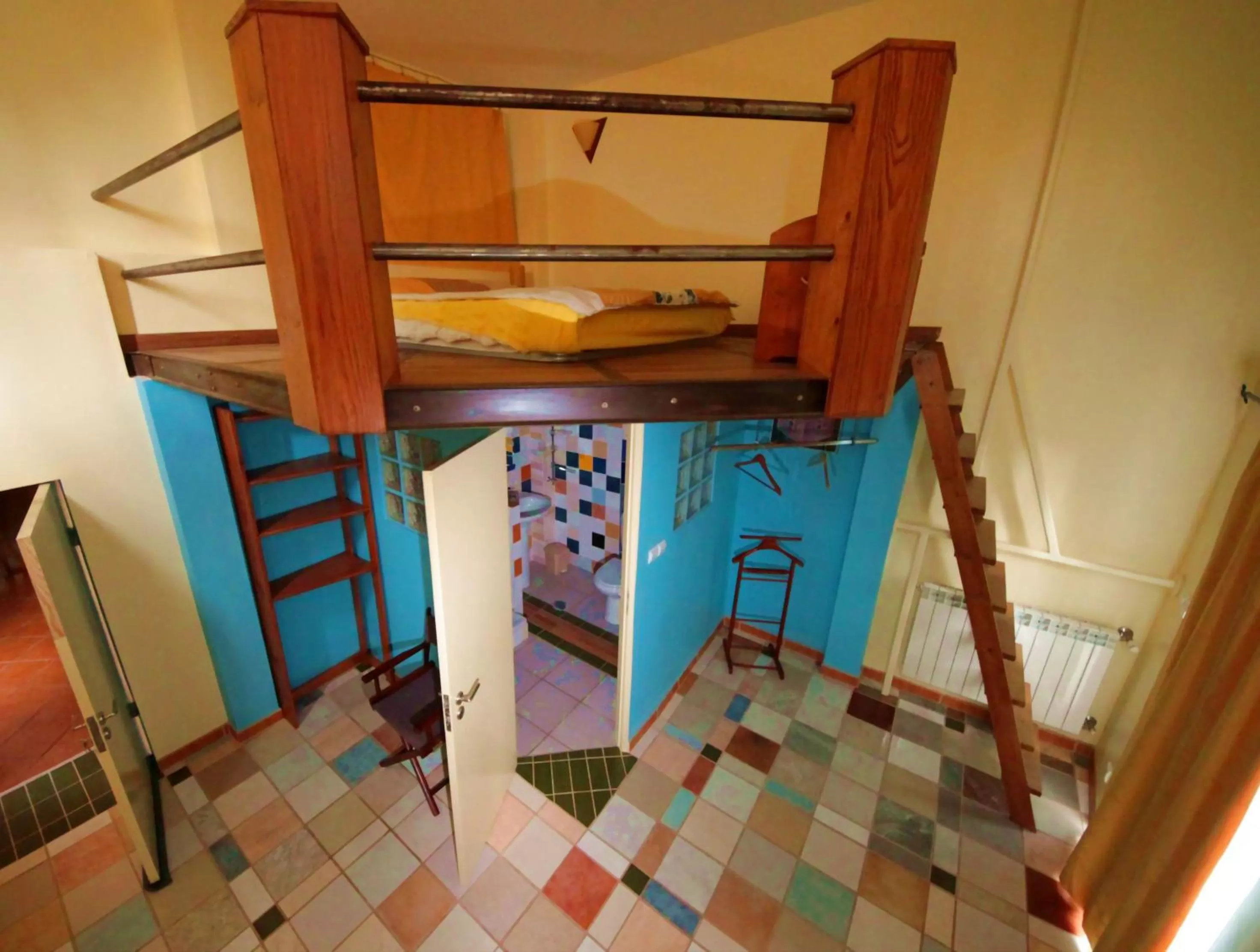 Double Room with Private Bathroom in Casa 3 Águias