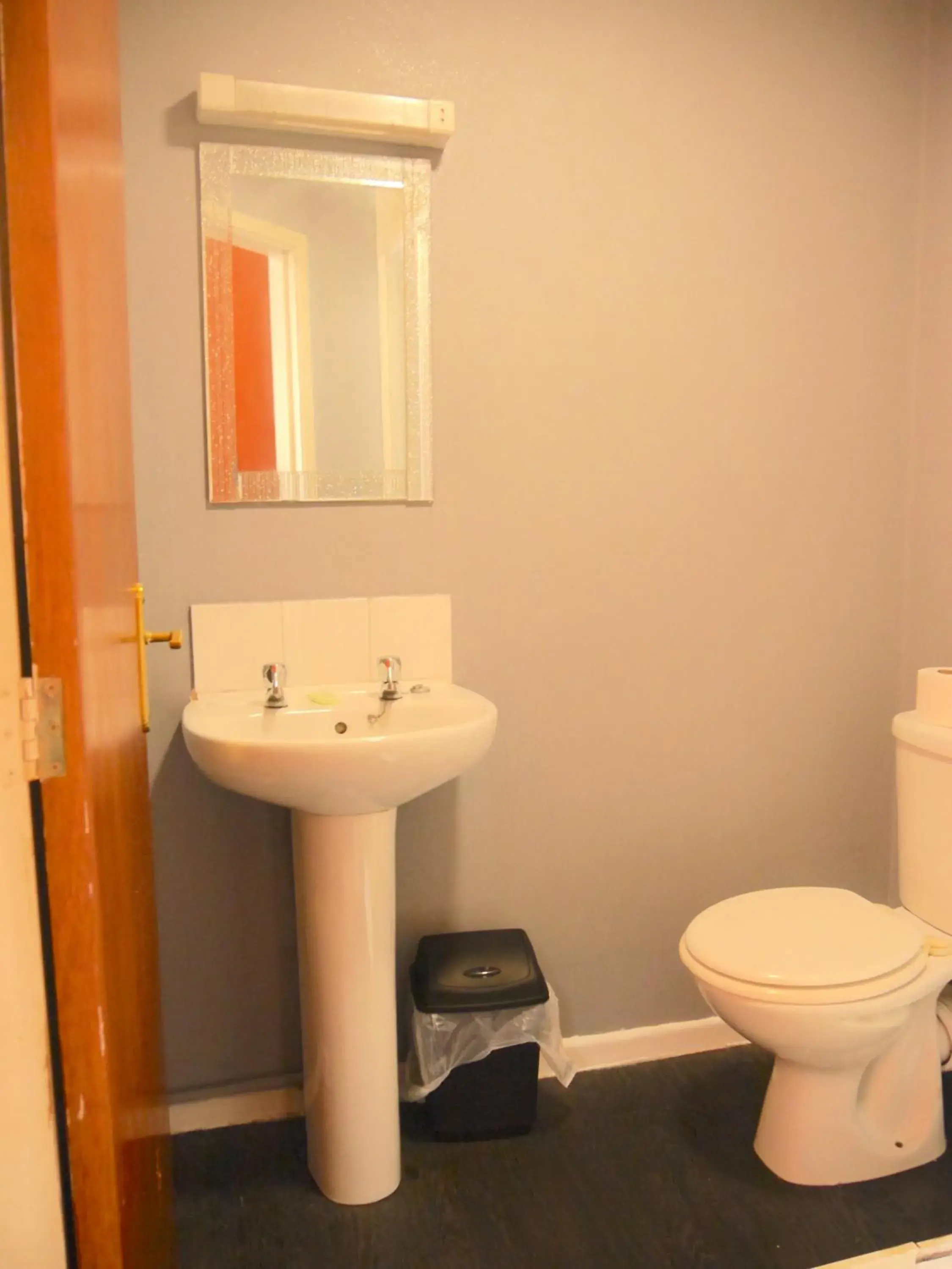 Bathroom in The Stone House Hotel