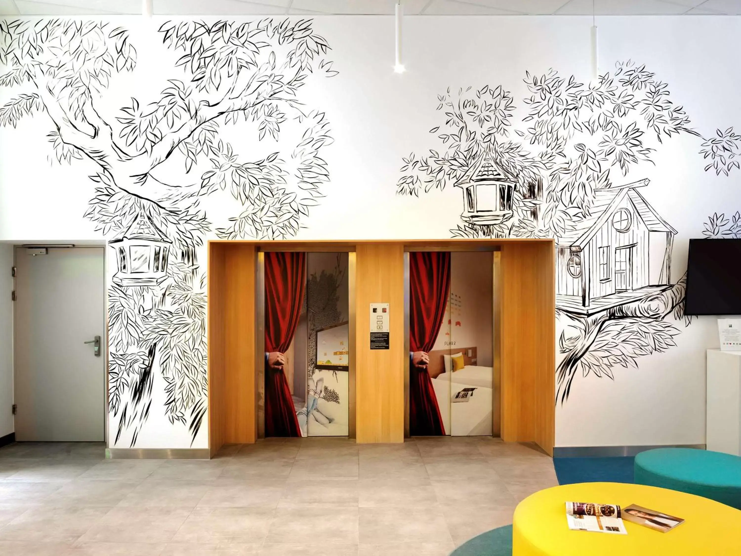 Lobby or reception in Ibis Styles Budapest Center