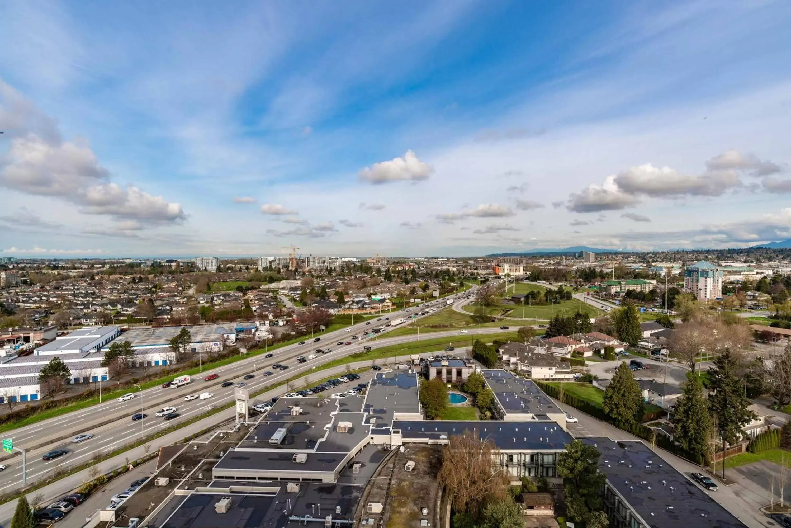 Property building, Bird's-eye View in Sandman Signature Vancouver Airport Hotel & Resort