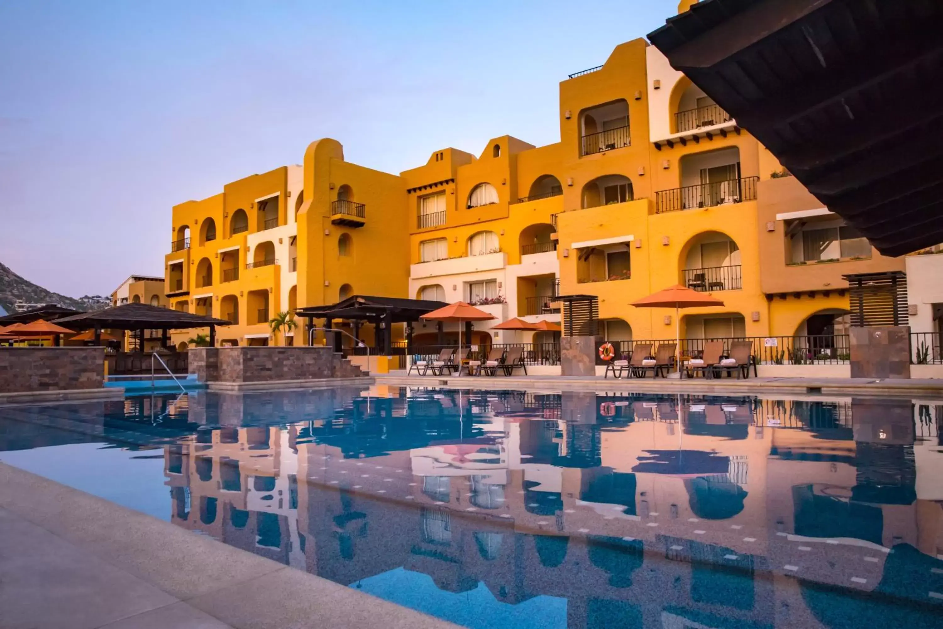 Property building, Swimming Pool in Hotel Tesoro Los Cabos