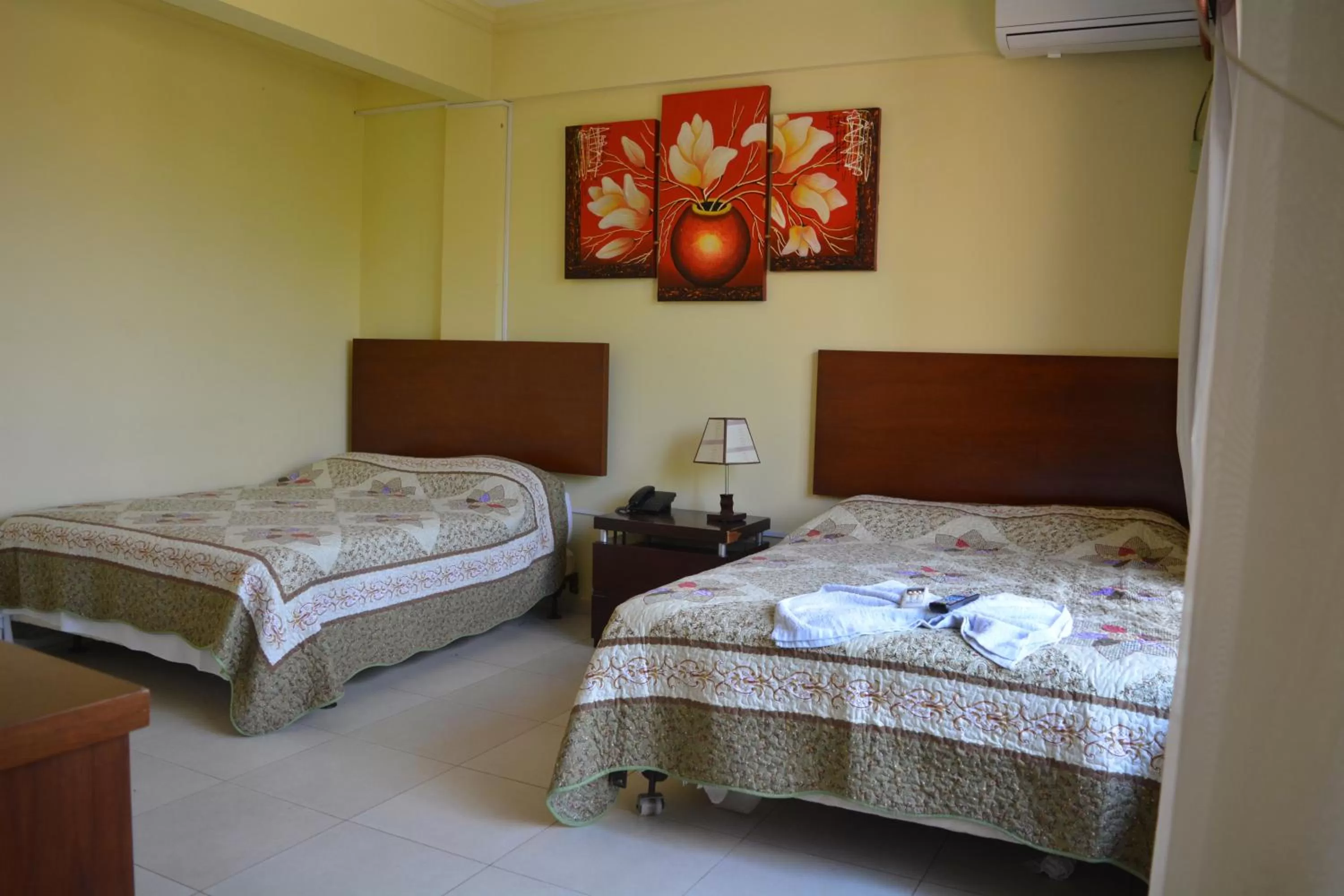 Bedroom, Bed in Hotel Viru Viru II