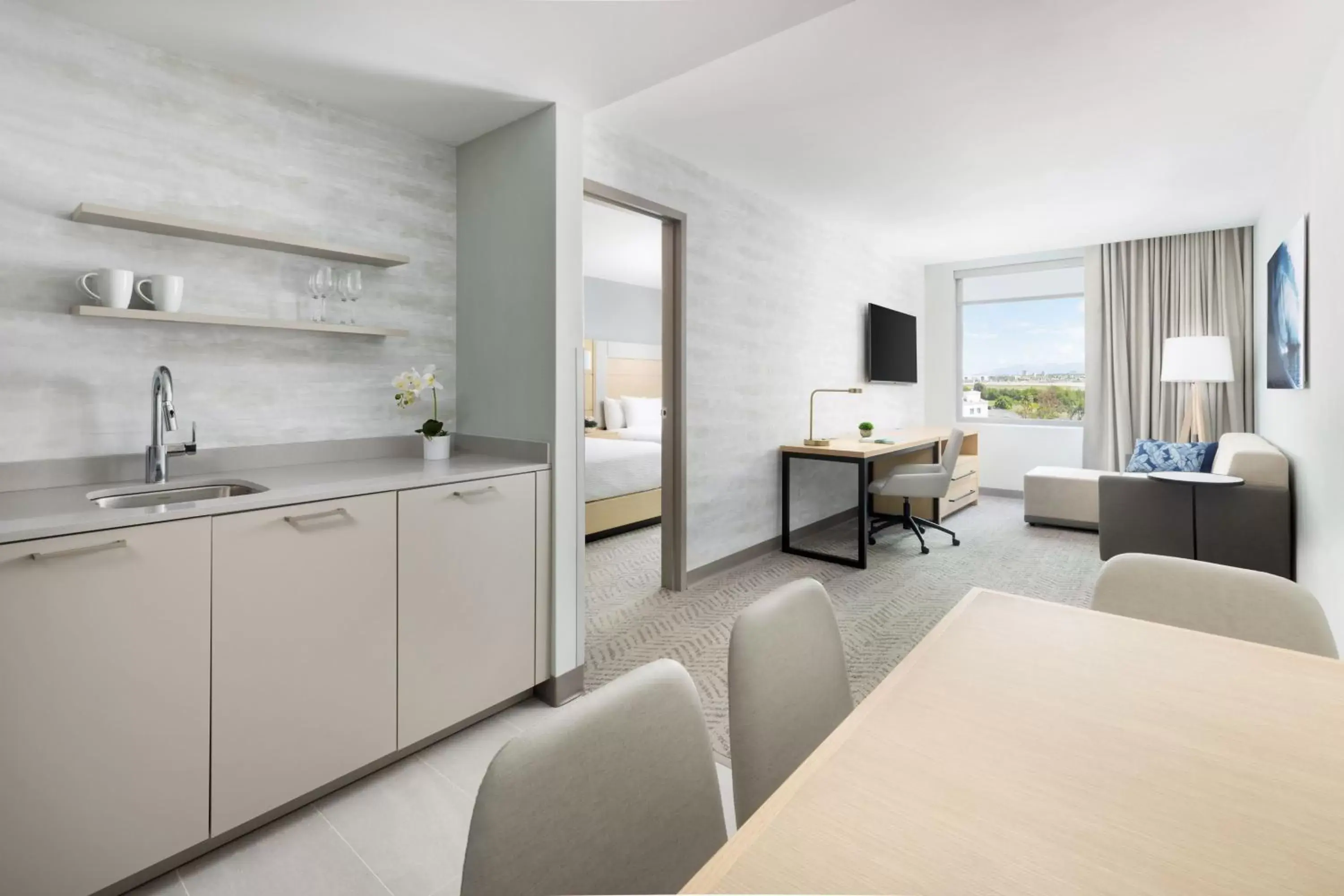 Photo of the whole room, Kitchen/Kitchenette in Residence Inn by Marriott San Juan Isla Verde