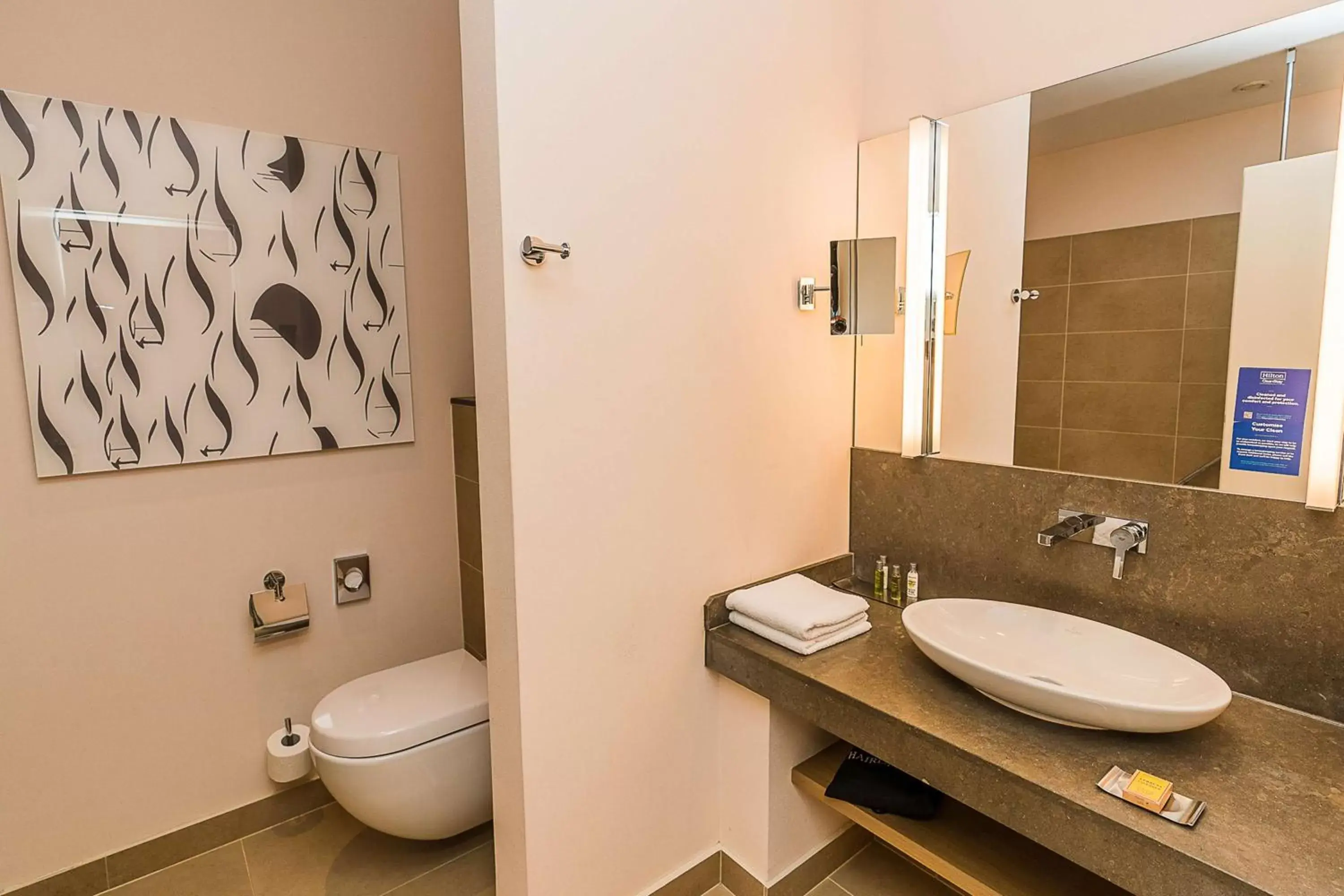 Bathroom in DoubleTree by Hilton Oradea