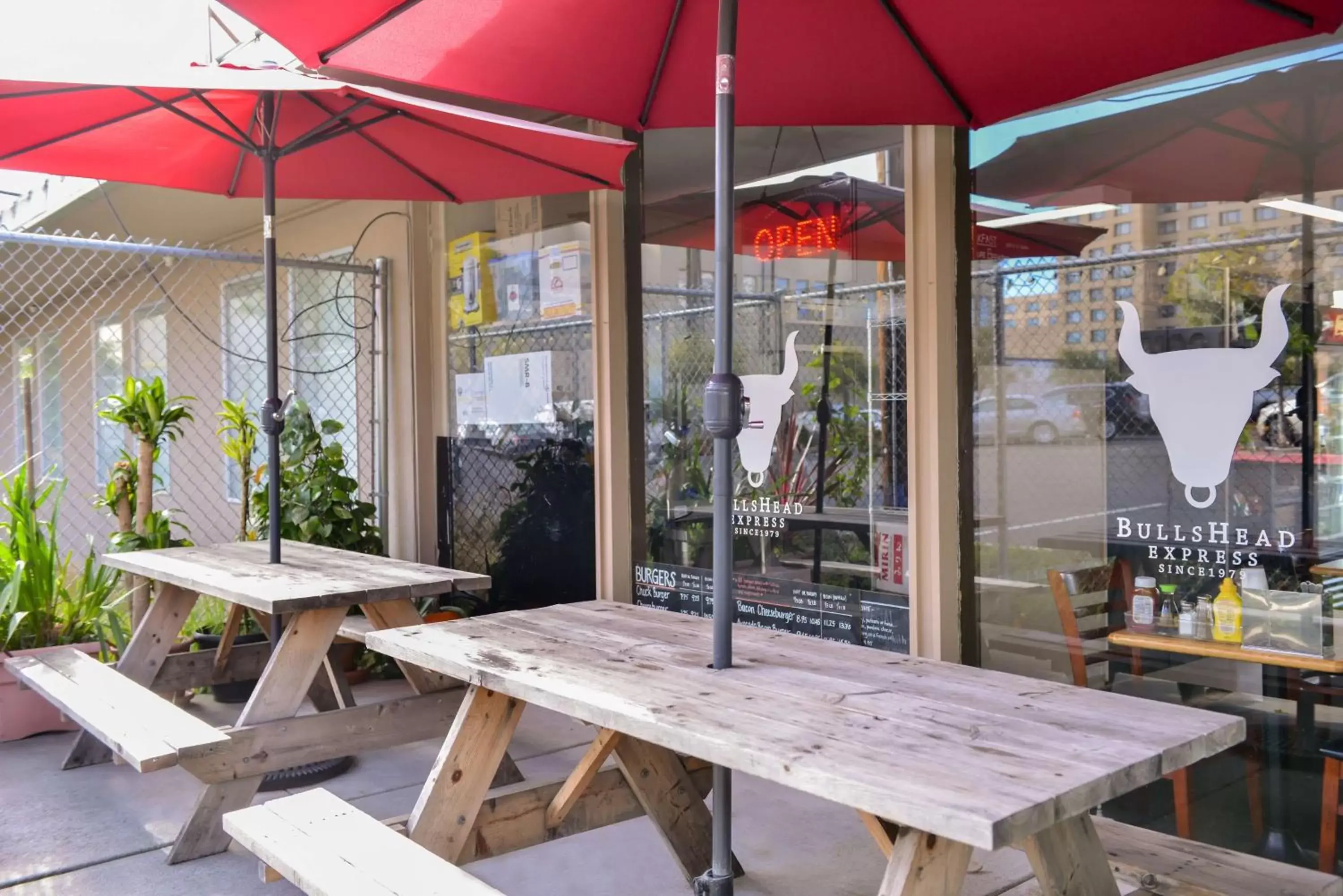 Restaurant/places to eat in Hampton Inn & Suites San Francisco-Burlingame-Airport South Restaurant/places to eat in Hampton Inn & Suites San Francisco-Burlingame-Airport South