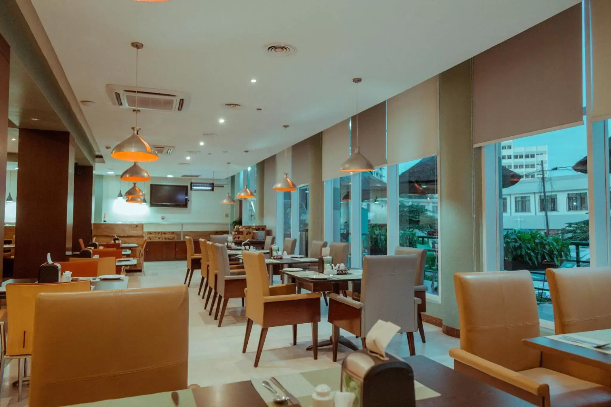 Restaurant/Places to Eat in Holiday Inn Dar Es Salaam, an IHG Hotel