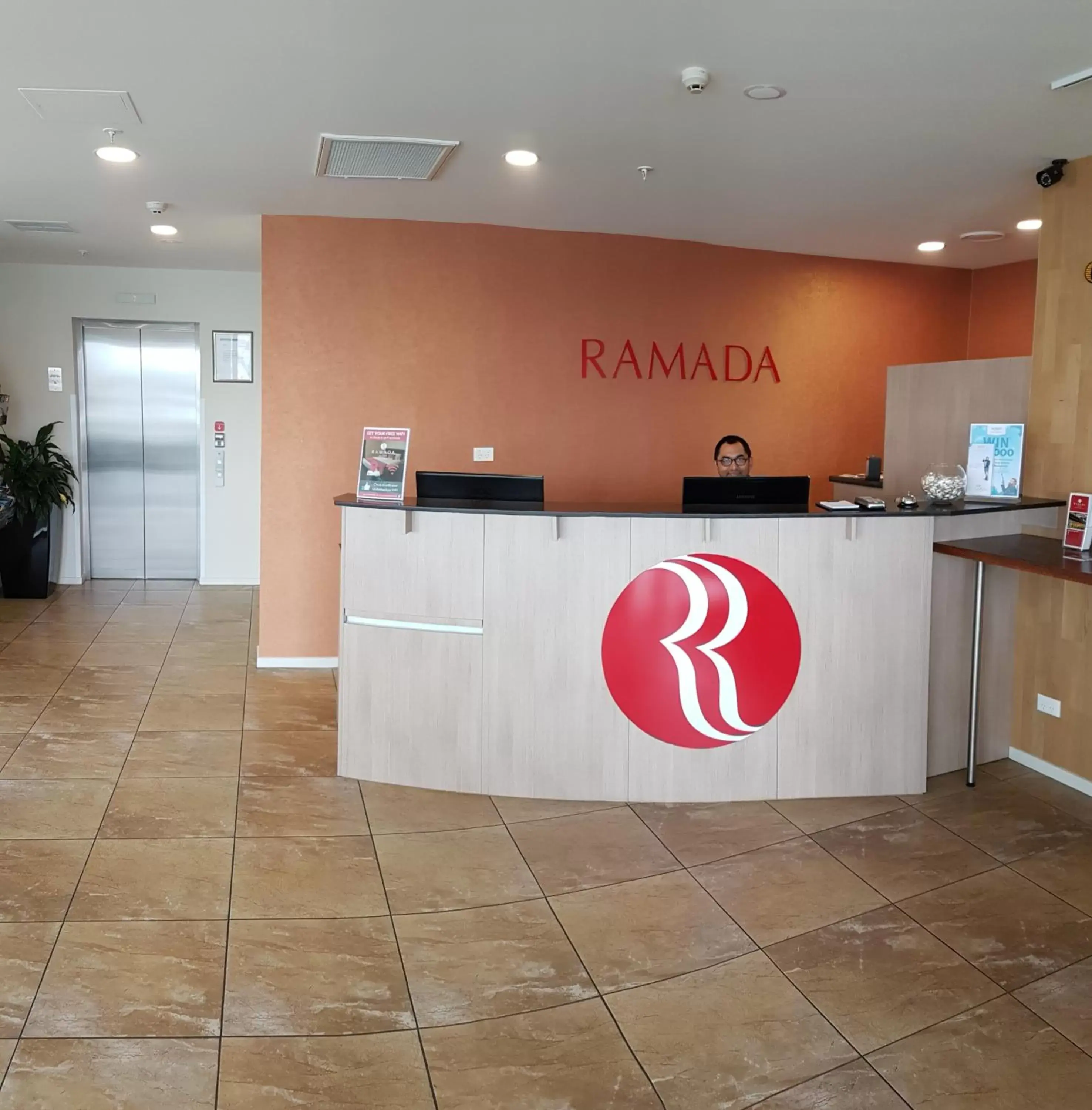 Lobby or reception, Lobby/Reception in Ramada Suites by Wyndham Christchurch City