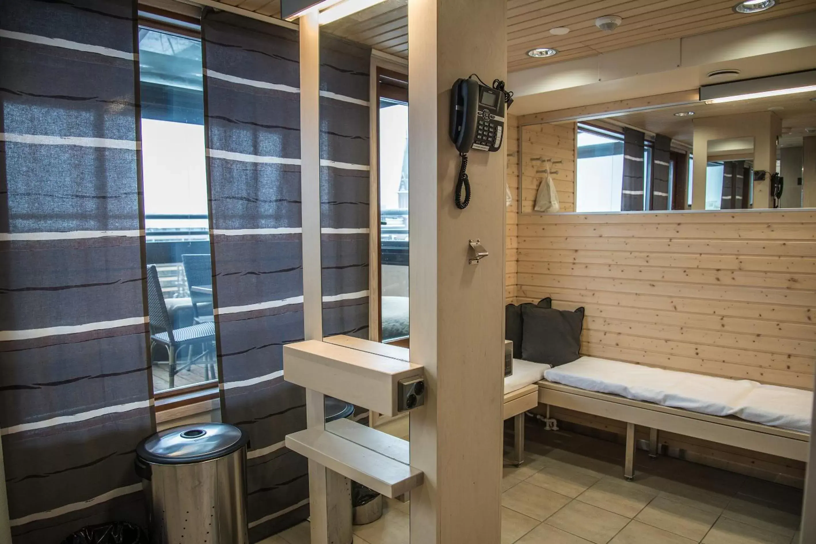 Spa and wellness centre/facilities, Bathroom in Original Sokos Hotel Seurahuone Kotka